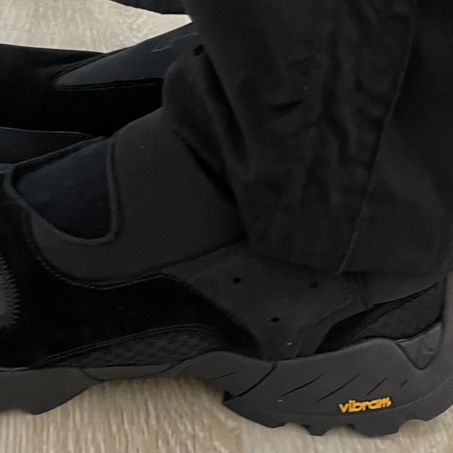 Roa Hiking Slip-On Black, Roa Hiking Sandal Black 착용 스타일 - 4