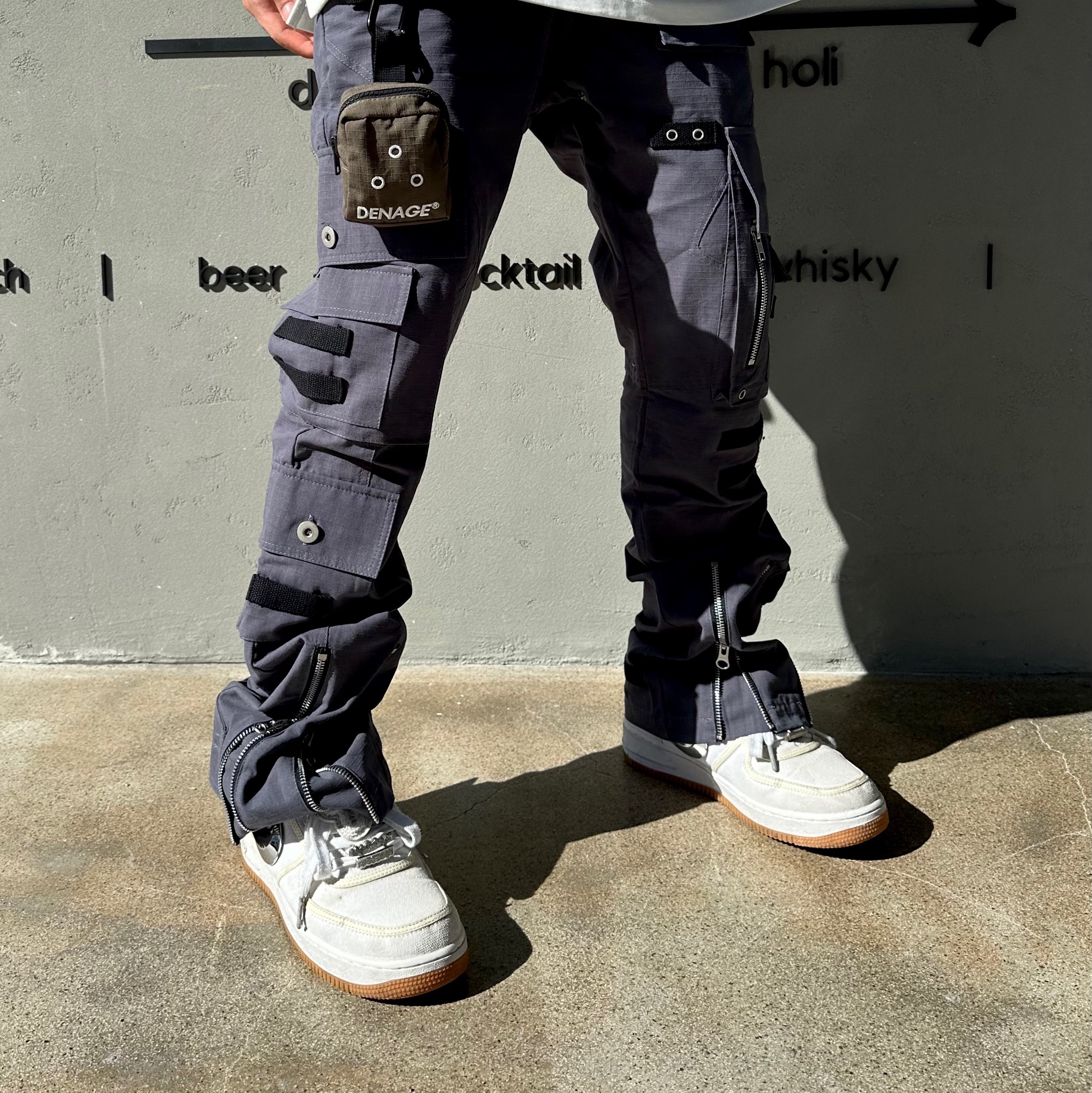 Nike x Travis Scott Air Force 1 Low White 착용 스타일 - 4