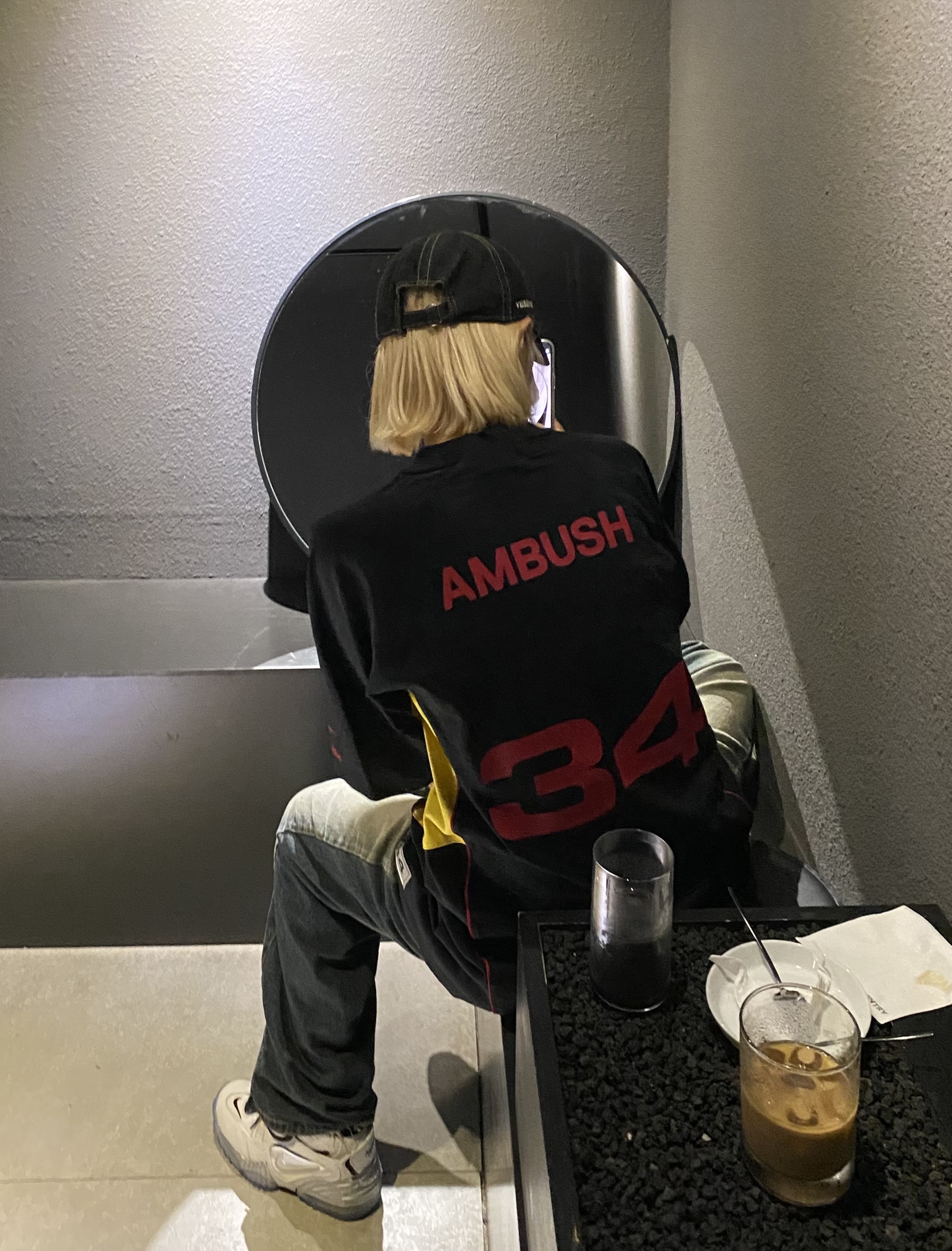 (W) Nike Air Adjust Force 2023 Vast Grey and Metallic Silver, Nike x Ambush Jersey Top Black - Asia 착용 스타일 - 2