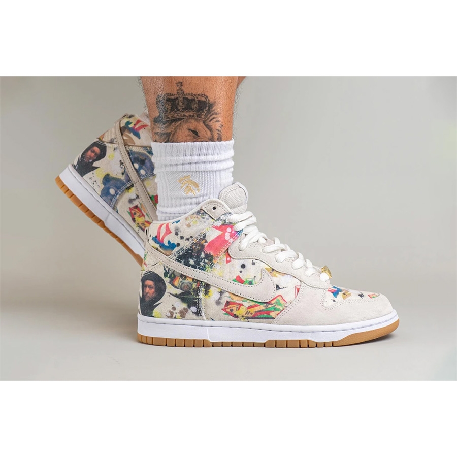 Nike x Supreme SB Dunk High QS Rammellzee White 착용 스타일 - 3