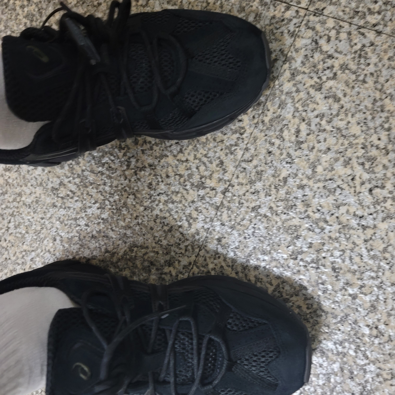Asics Gel-Sonoma 15-50 Black 착용 스타일 - 1