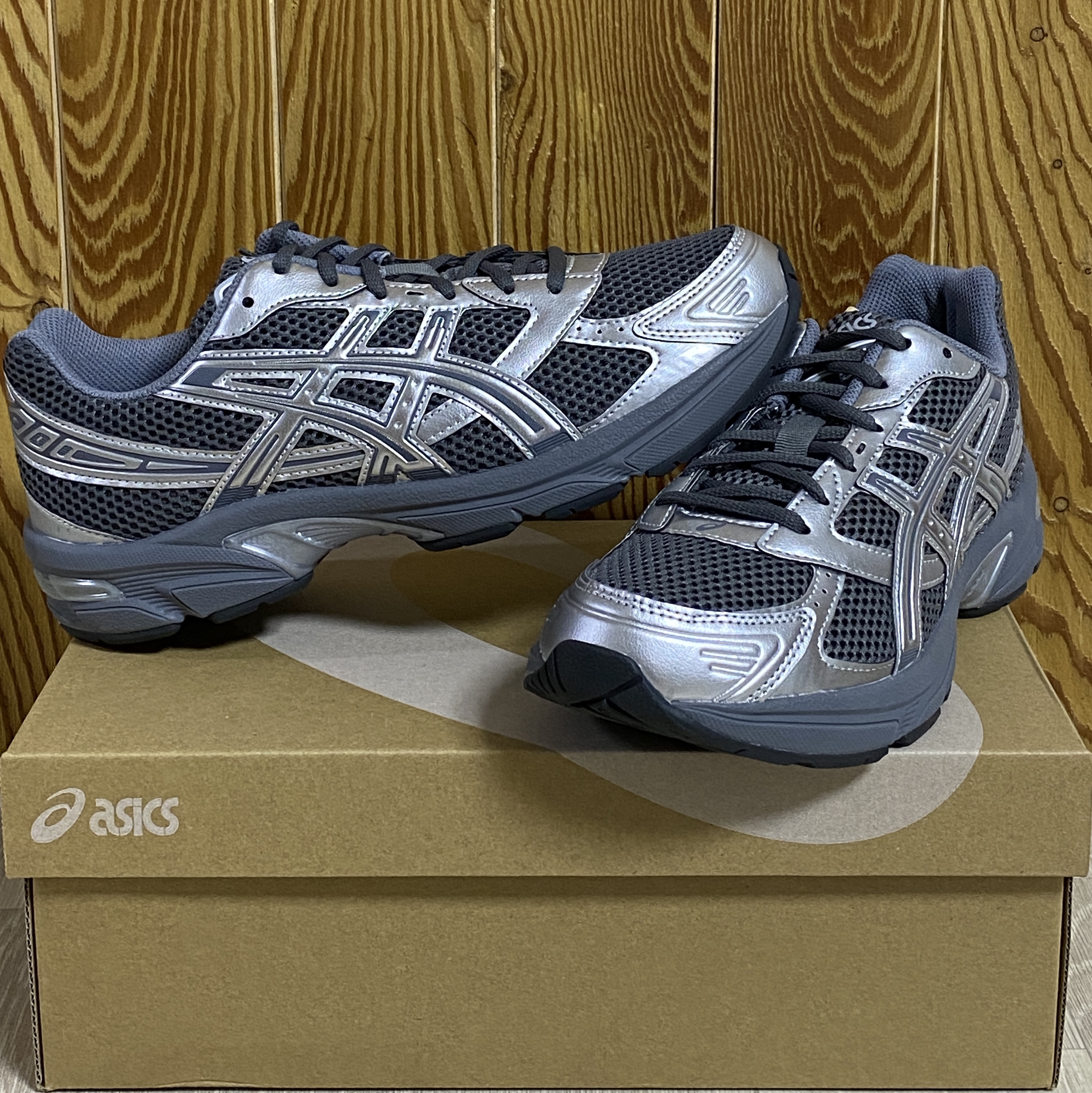 Asics Gel-1130 Steel Grey Pure Silver 착용 스타일