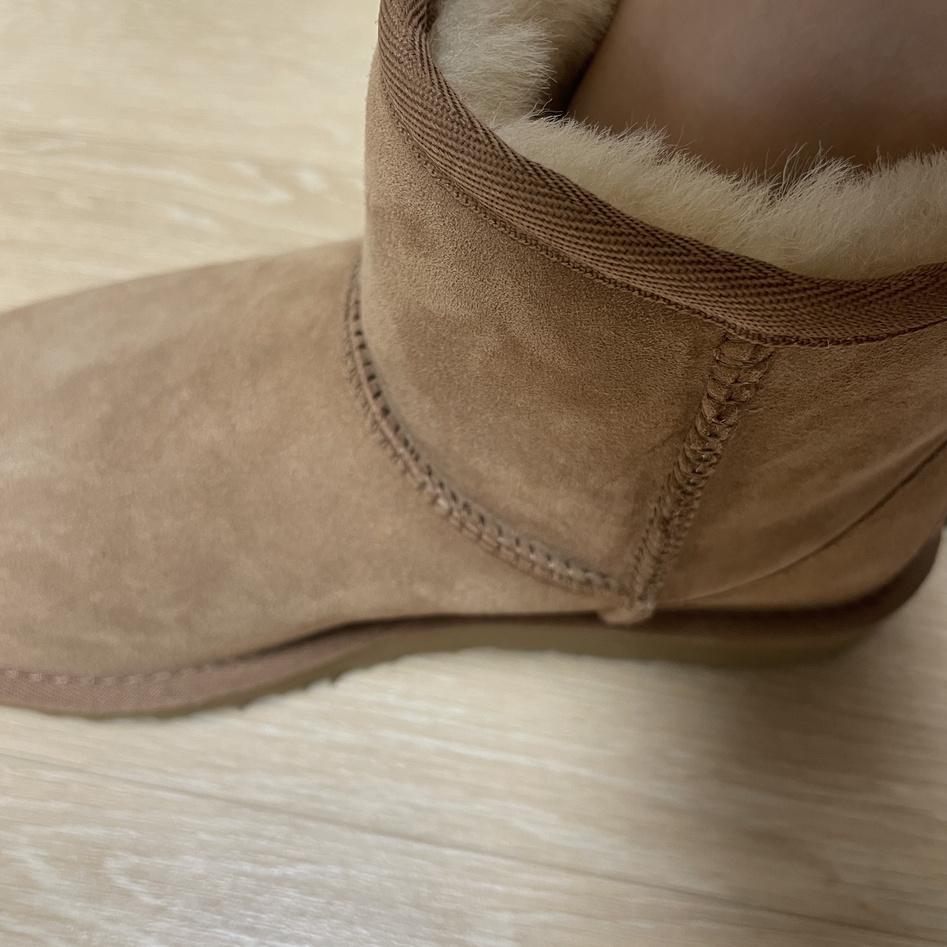(W) UGG Classic Mini II Boots Chestnut 착용 스타일 - 2
