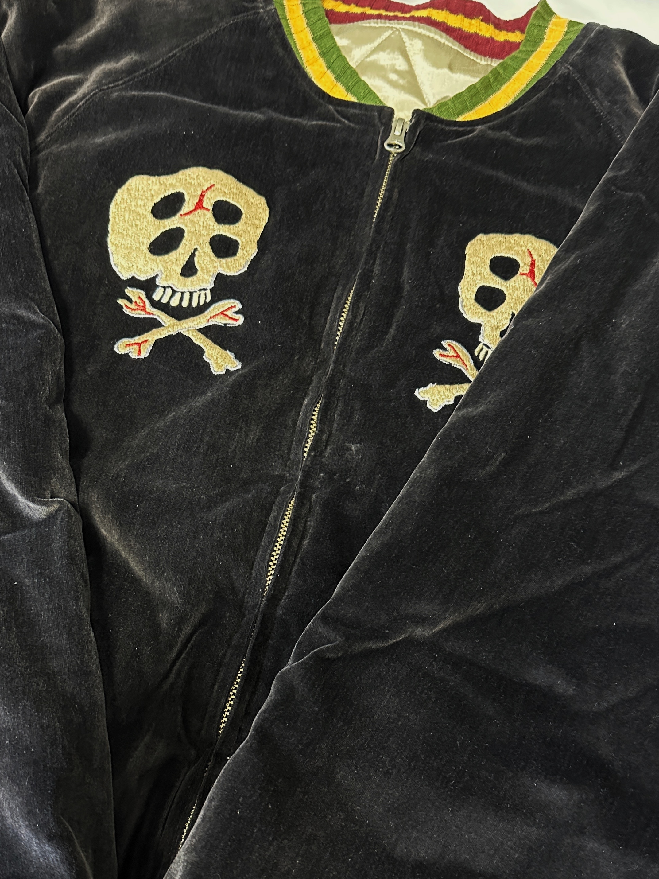 Kapital Velveteen Sulfide Souvenir Rain Skull Jacket Black 착용 스타일 - 1