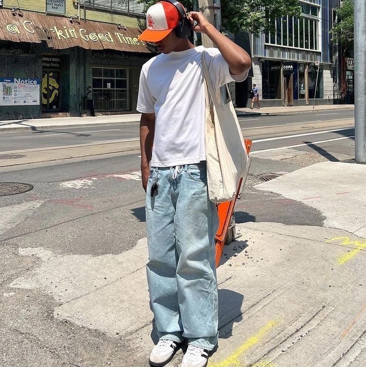 Stussy Crown Stock Trucker Cap Orange 착용 스타일