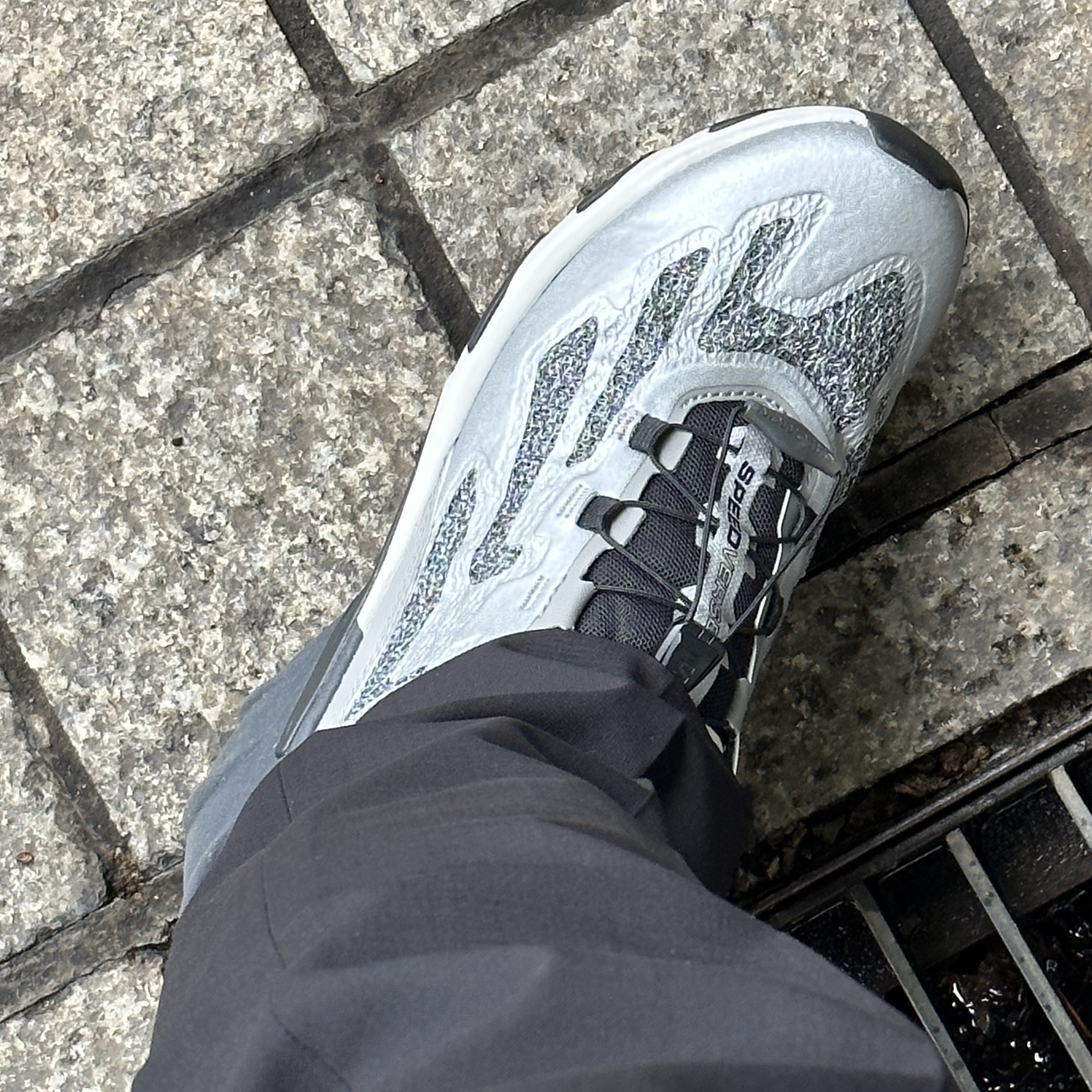 Salomon Speedverse PRG Silver Frost Grey Lunar Rock 착용 스타일