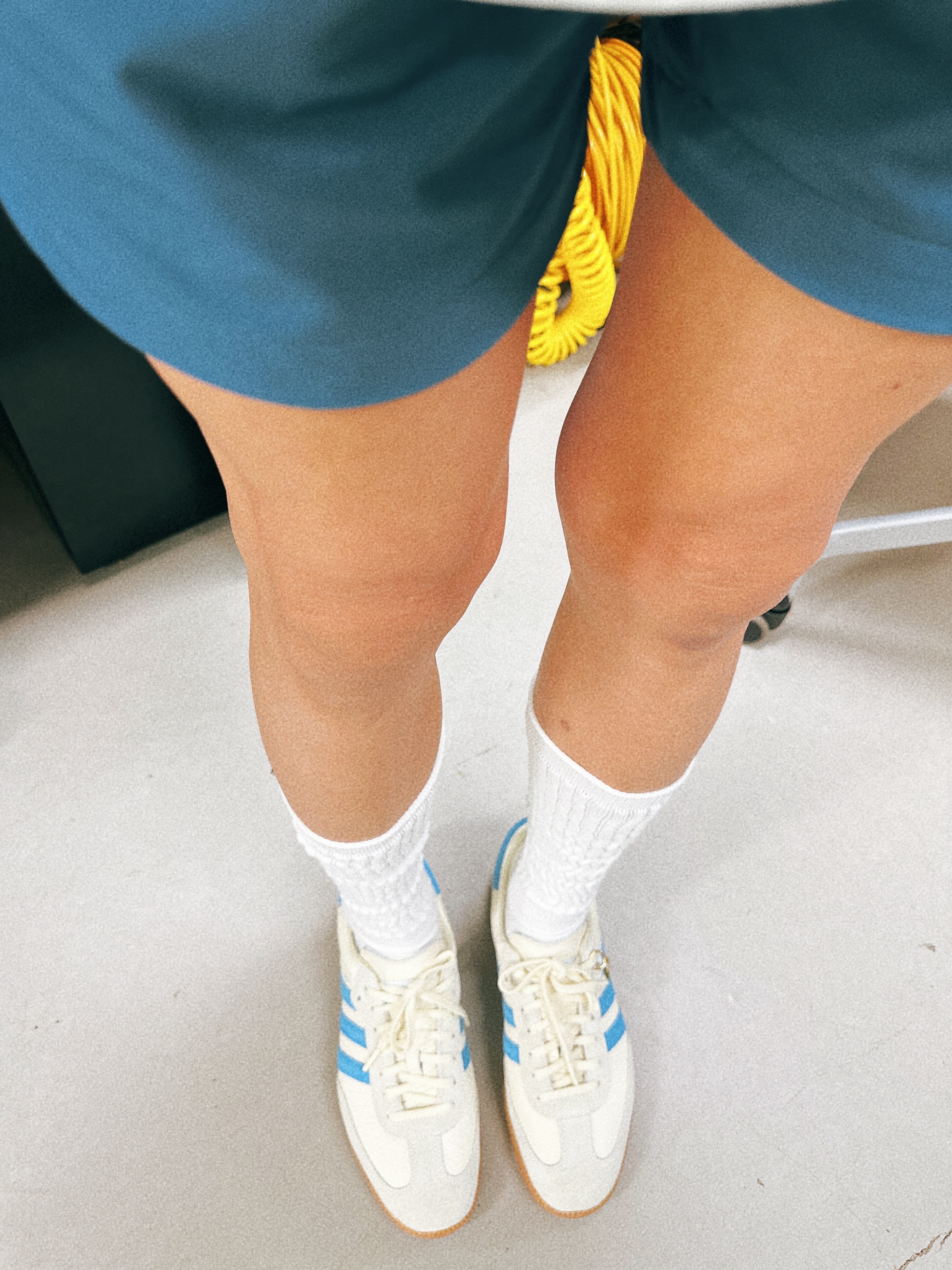 Adidas x Sporty & Rich Samba Cream Blue 착용 스타일 - 1