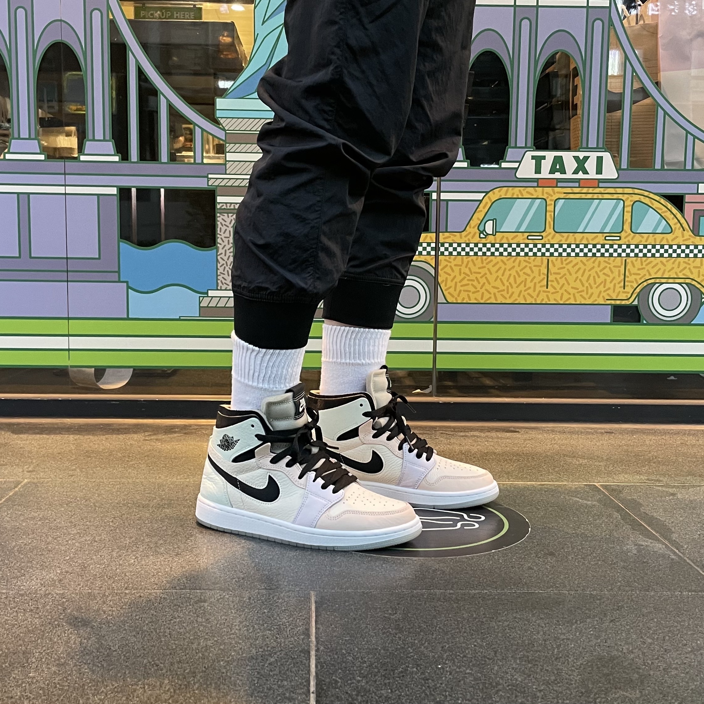 (W) Jordan 1 Zoom Air CMFT Pale Ivory 착용 스타일