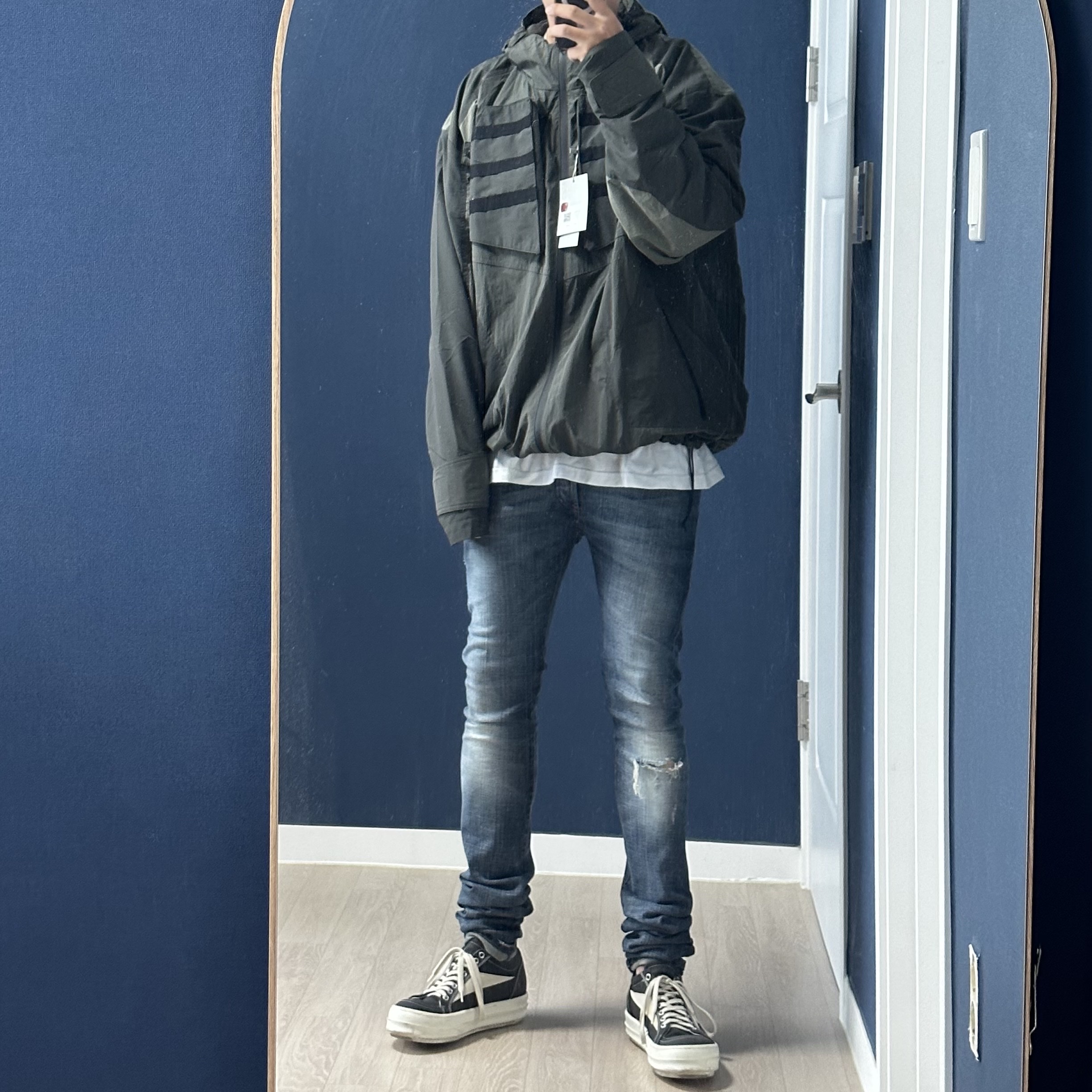 Undermycar x STU Gork Multi Taping Military Jacket Moon Night - Galleria Exclusive, Rick Owens Drkshdw Luxor Overdyed Denim Vintage Sneakers Black Milk 착용 스타일