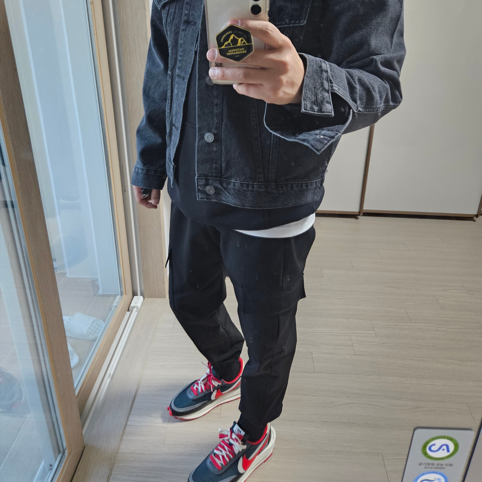 Nike x Sacai x Undercover LDWaffle Midnight Spruce University Red 착용 스타일