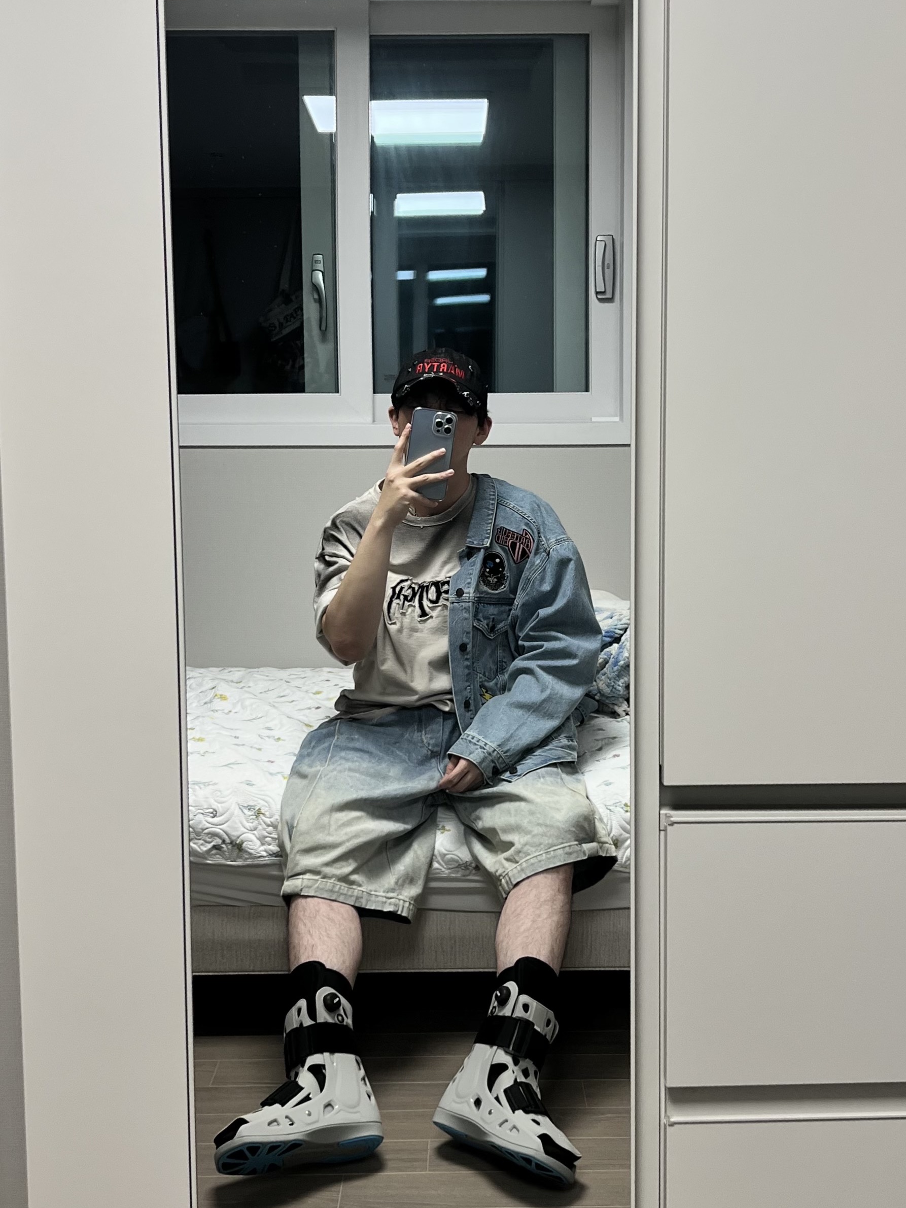 Civision by CSC Vison Destroyed Cap Washed Black, Project G/R Furious Logo Applique T-Shirt Grey - 10 Corso Como Exclusive 착용 스타일 - 1