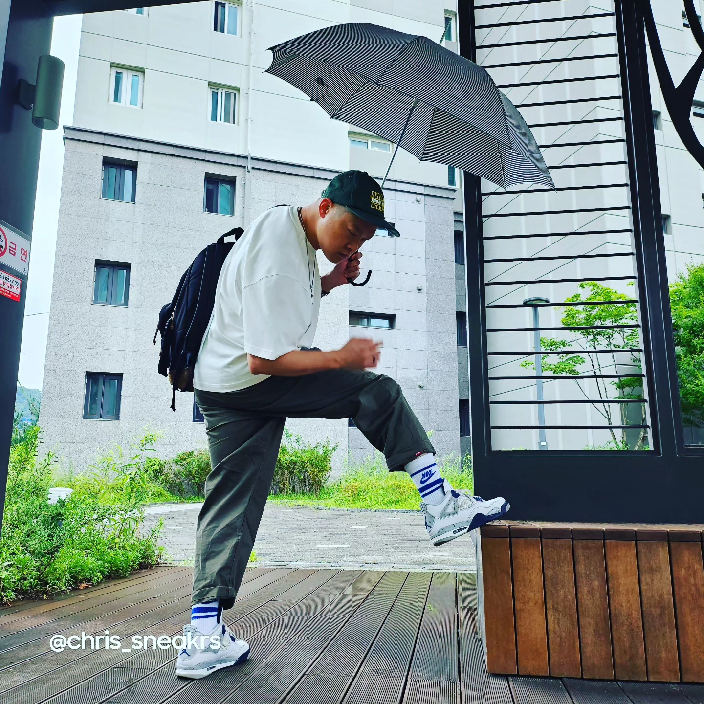 Human Made 5-Panel Twill Cap #1 Green, Jordan 4 Retro Midnight Navy 착용 스타일 - 3