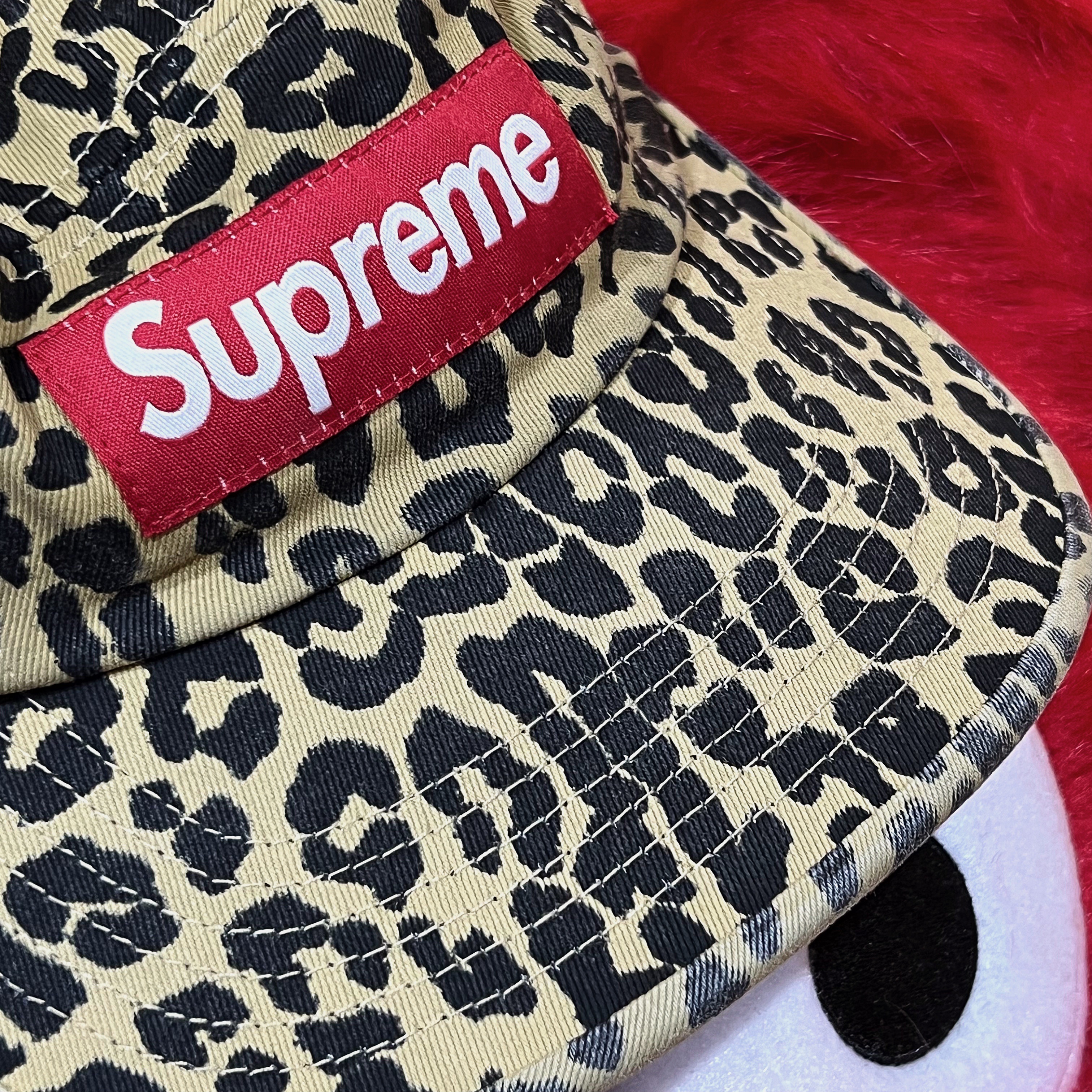 Supreme Washed Chino Twill Camp Cap Leopard - 23FW 착용 스타일