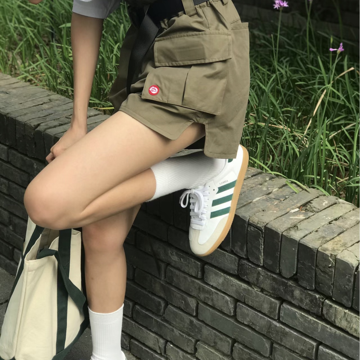 Adidas Samba OG White Green 착용 스타일 - 2