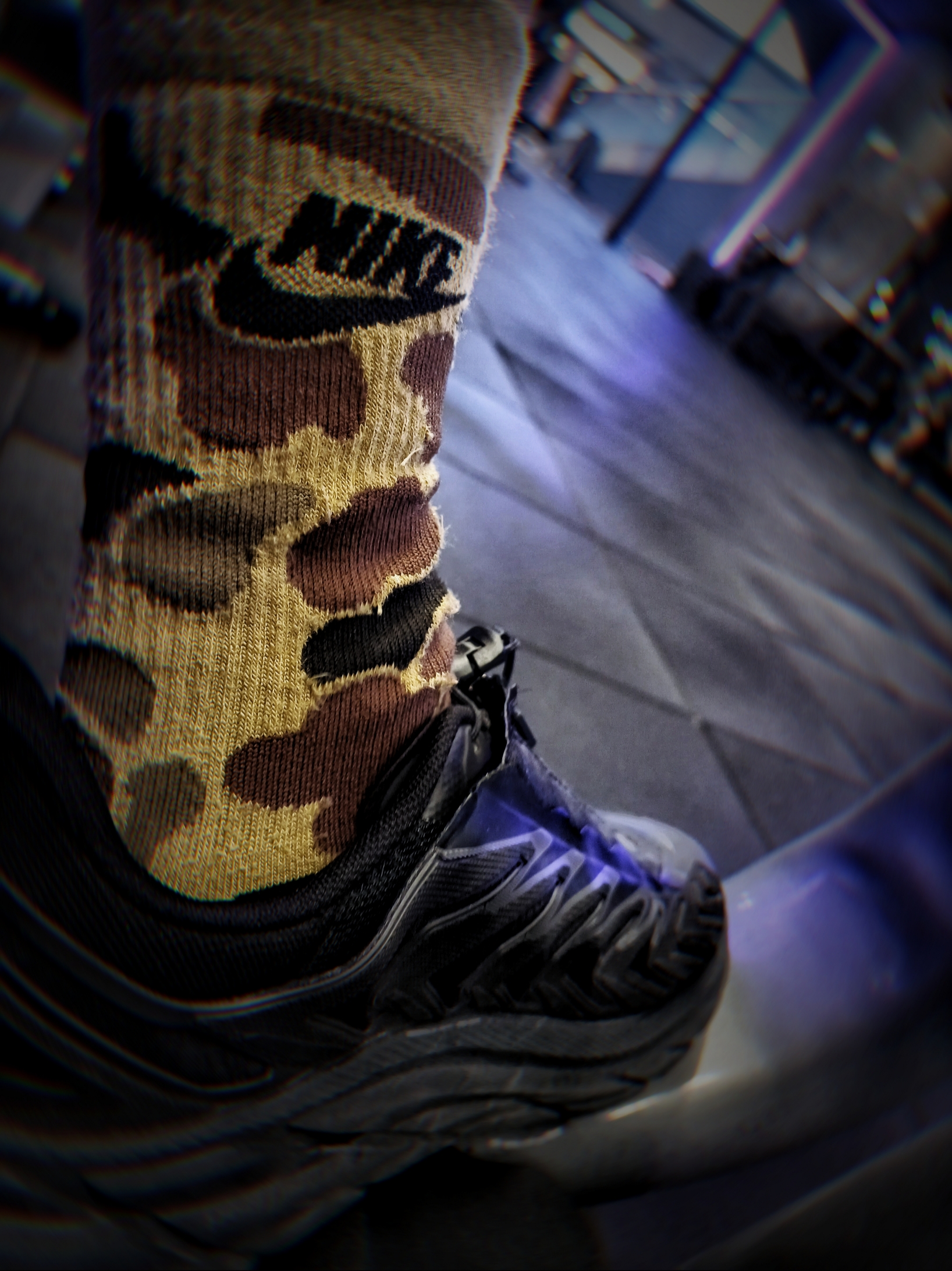 Hoka Project Clifton Black, Nike Everyday Essential Crew Socks Multicolor (3 Pack/Korean Ver.) 착용 스타일