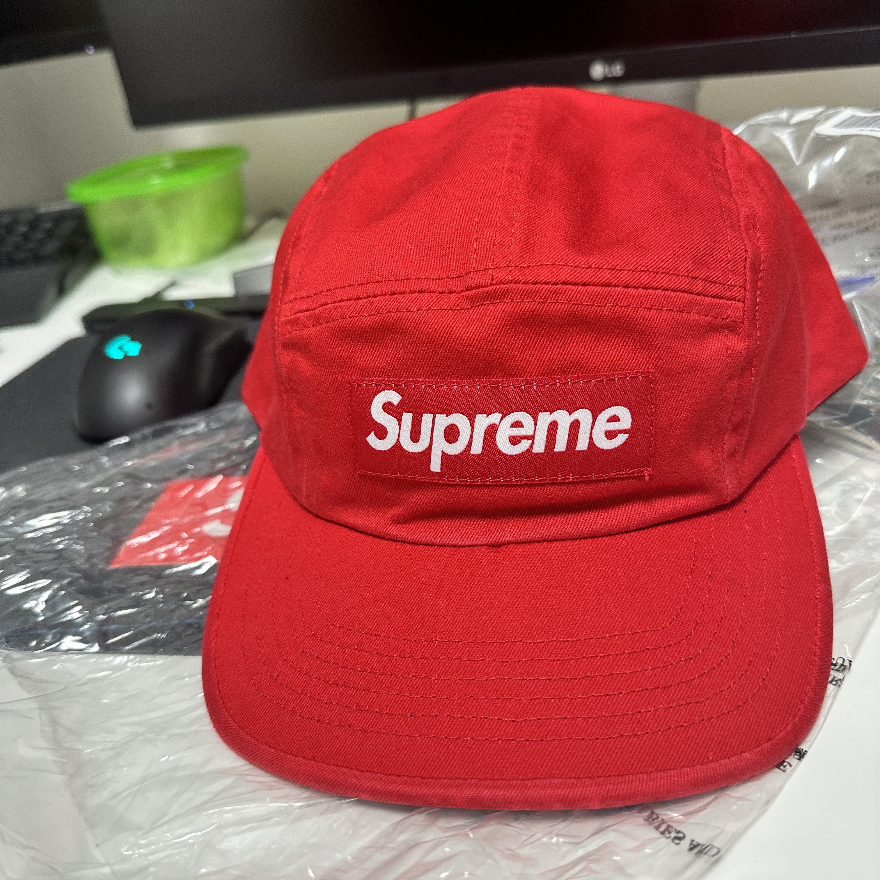Supreme Washed Chino Twill Camp Cap Red 착용 스타일