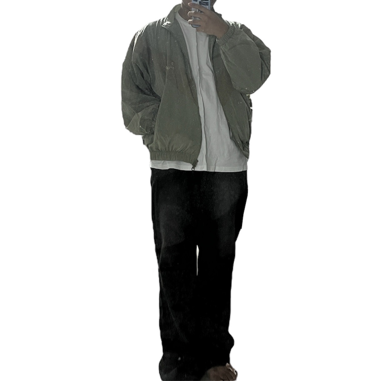 IAB Studio x D.P. Track Top Tea Green Mud 착용 스타일 - 1