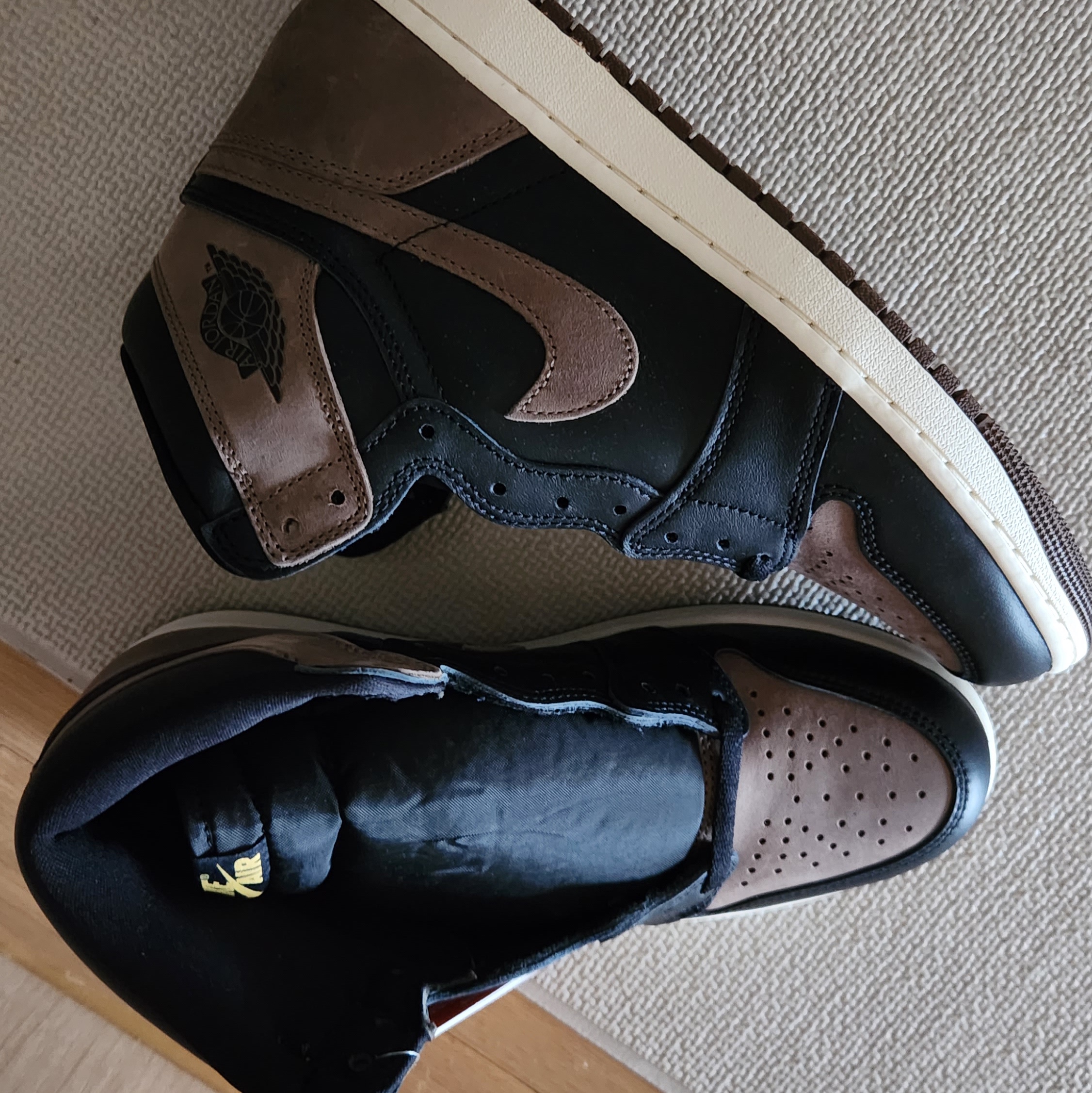 Jordan 1 Retro High OG Palomino 착용 스타일 - 4
