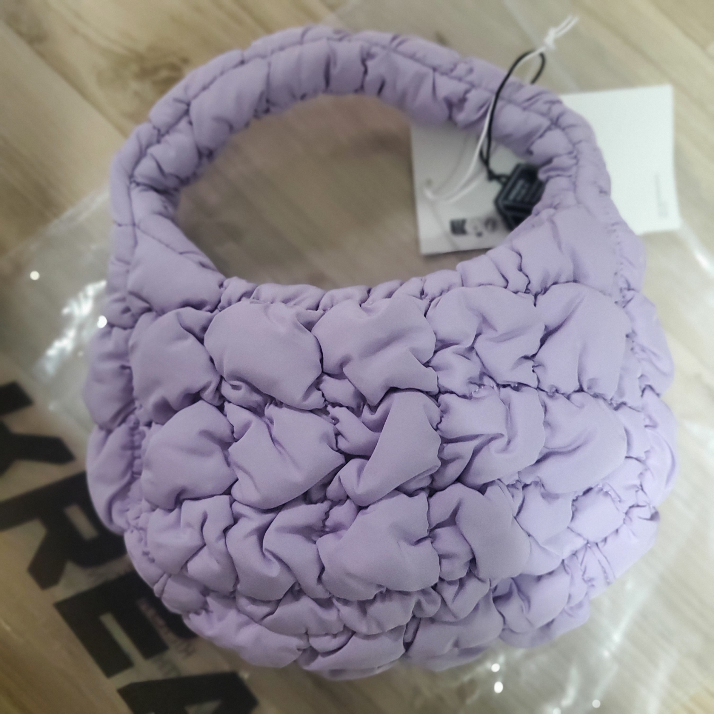 COS Quilted Micro Bag Purple 착용 스타일