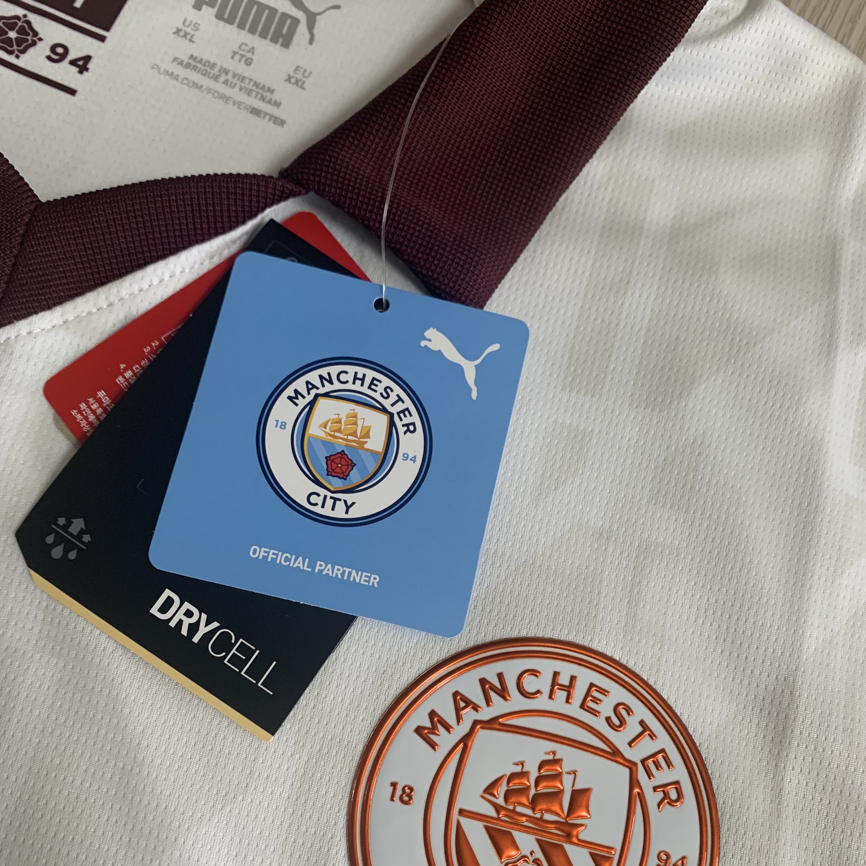 Puma Manchester City 2023/24 Away Jersey White Aubergine (Non Marking Ver.) 착용 스타일 - 3