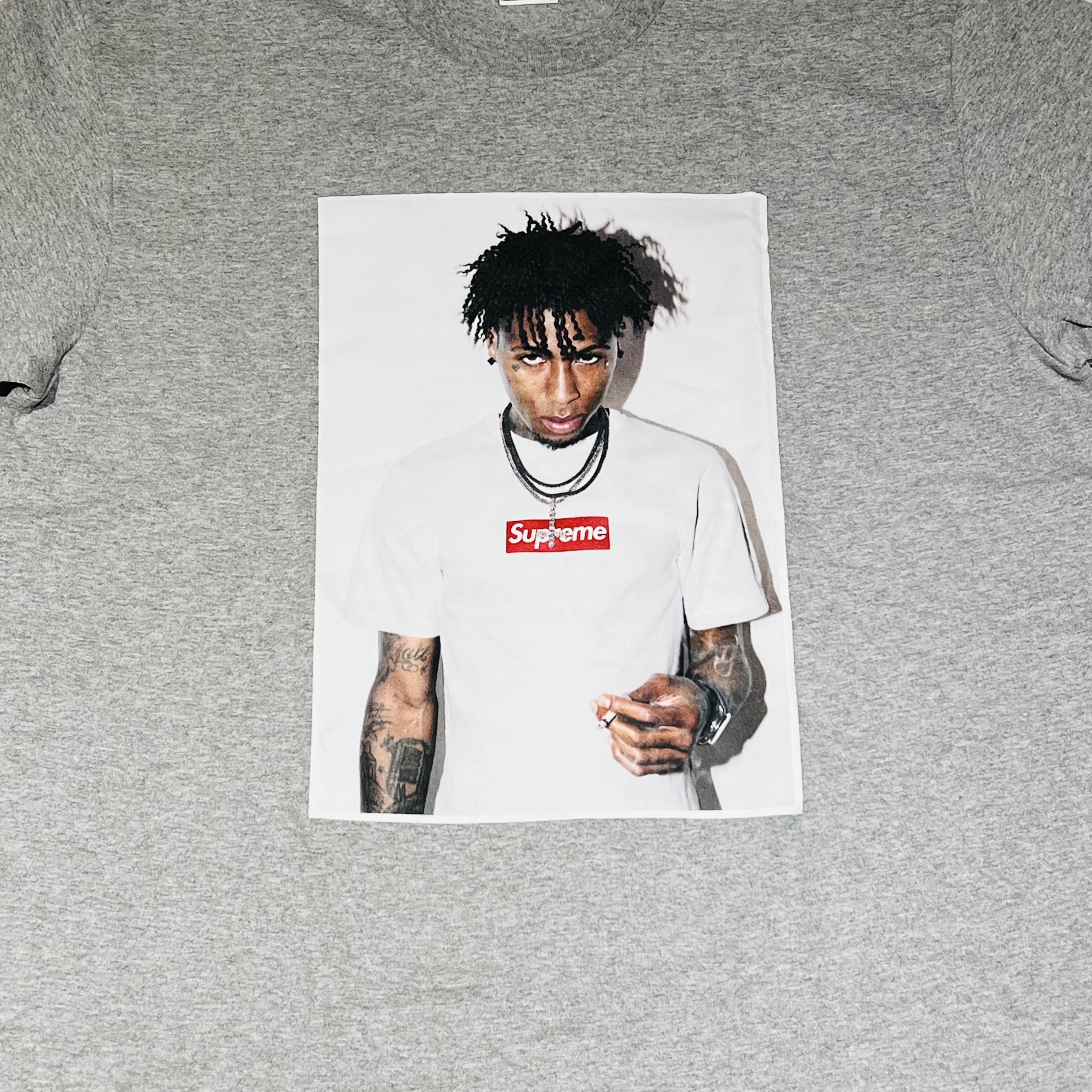Supreme NBA Youngboy T-Shirt Heather Grey - 23FW 착용 스타일 - 2
