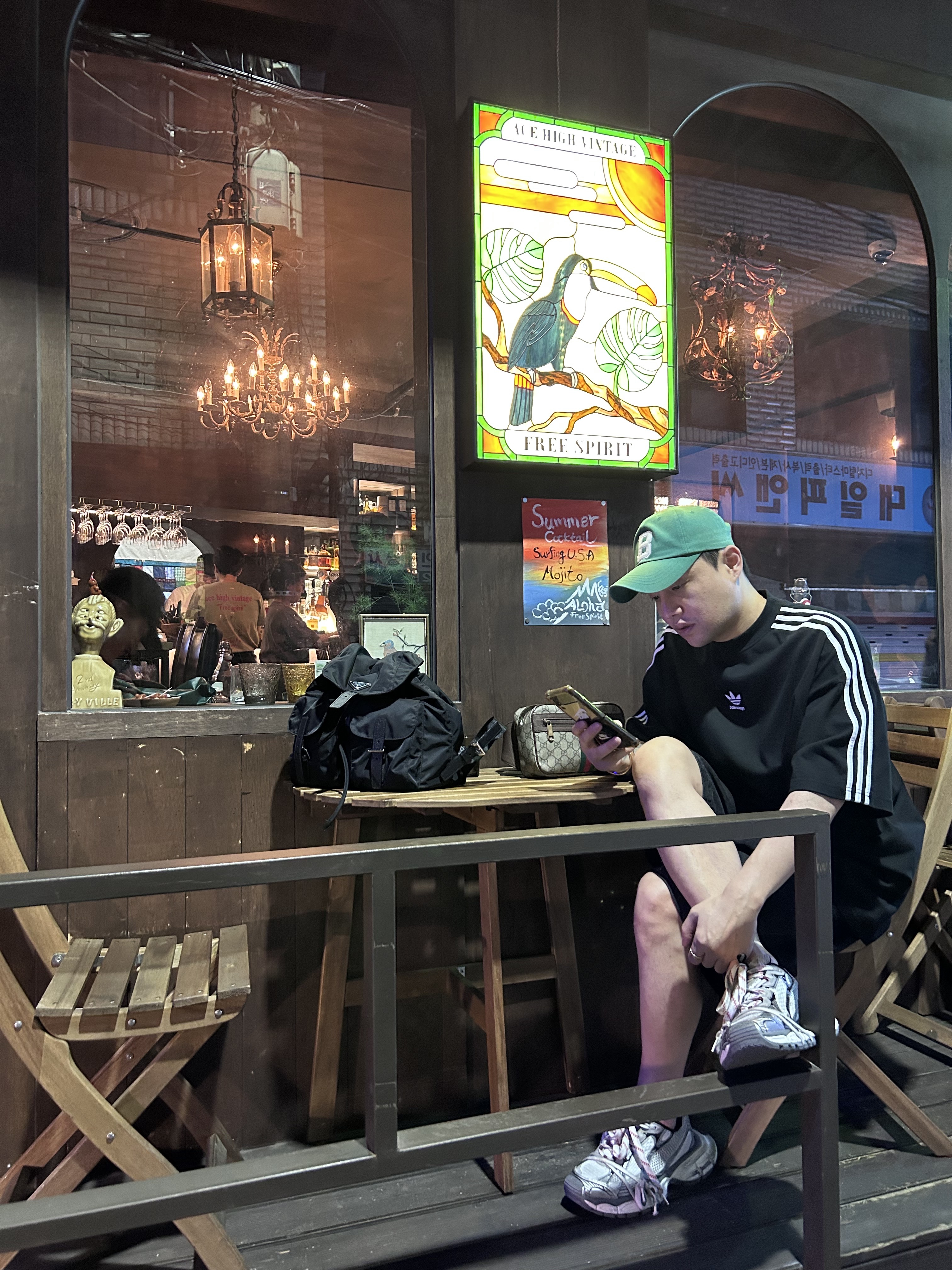 (W) Balenciaga 3XL Sneakers Light Beige, Balenciaga 3XL Sneakers Grey White Red 착용 스타일 - 2