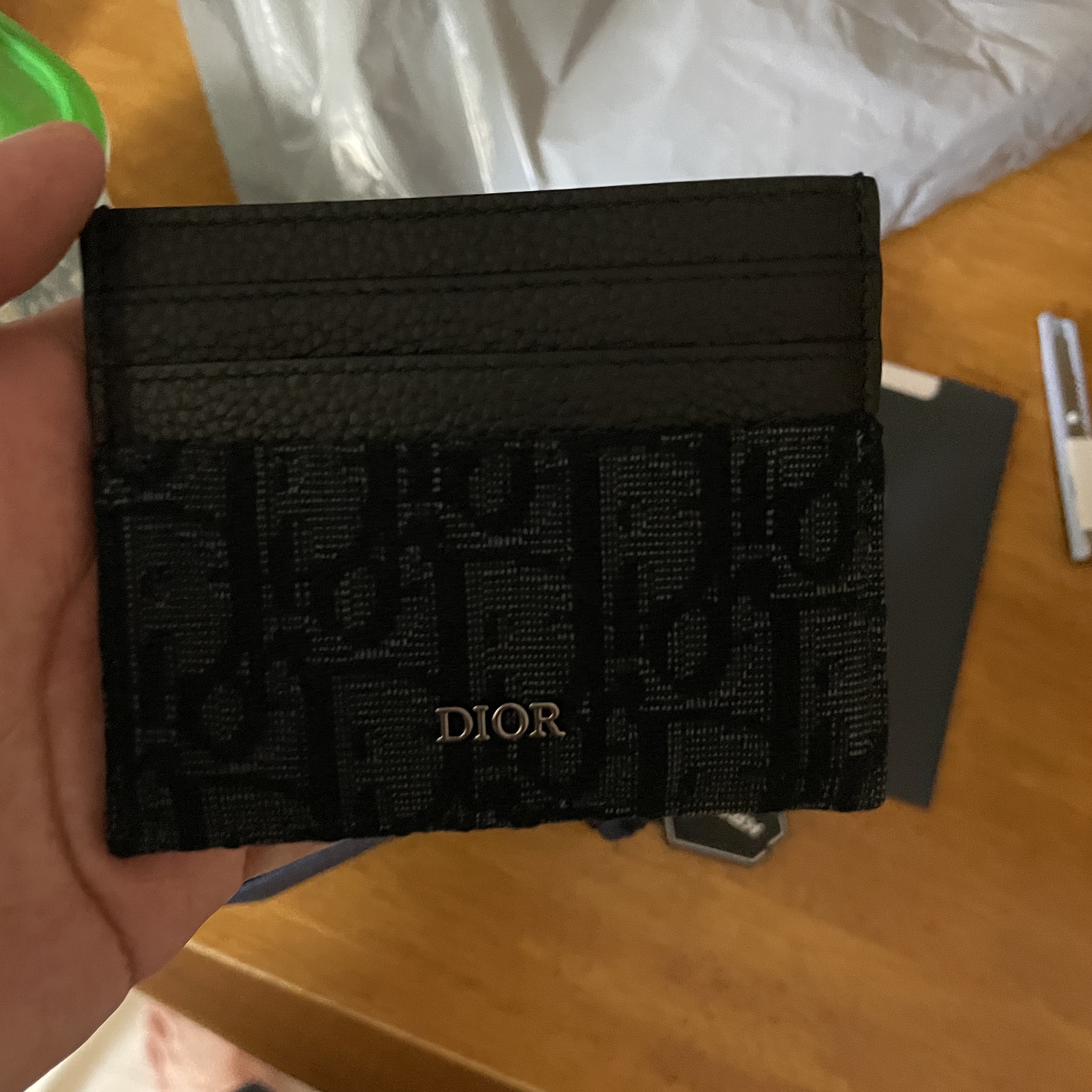 Dior Card Holder Black Dior Oblique Jacquard 착용 스타일 - 1
