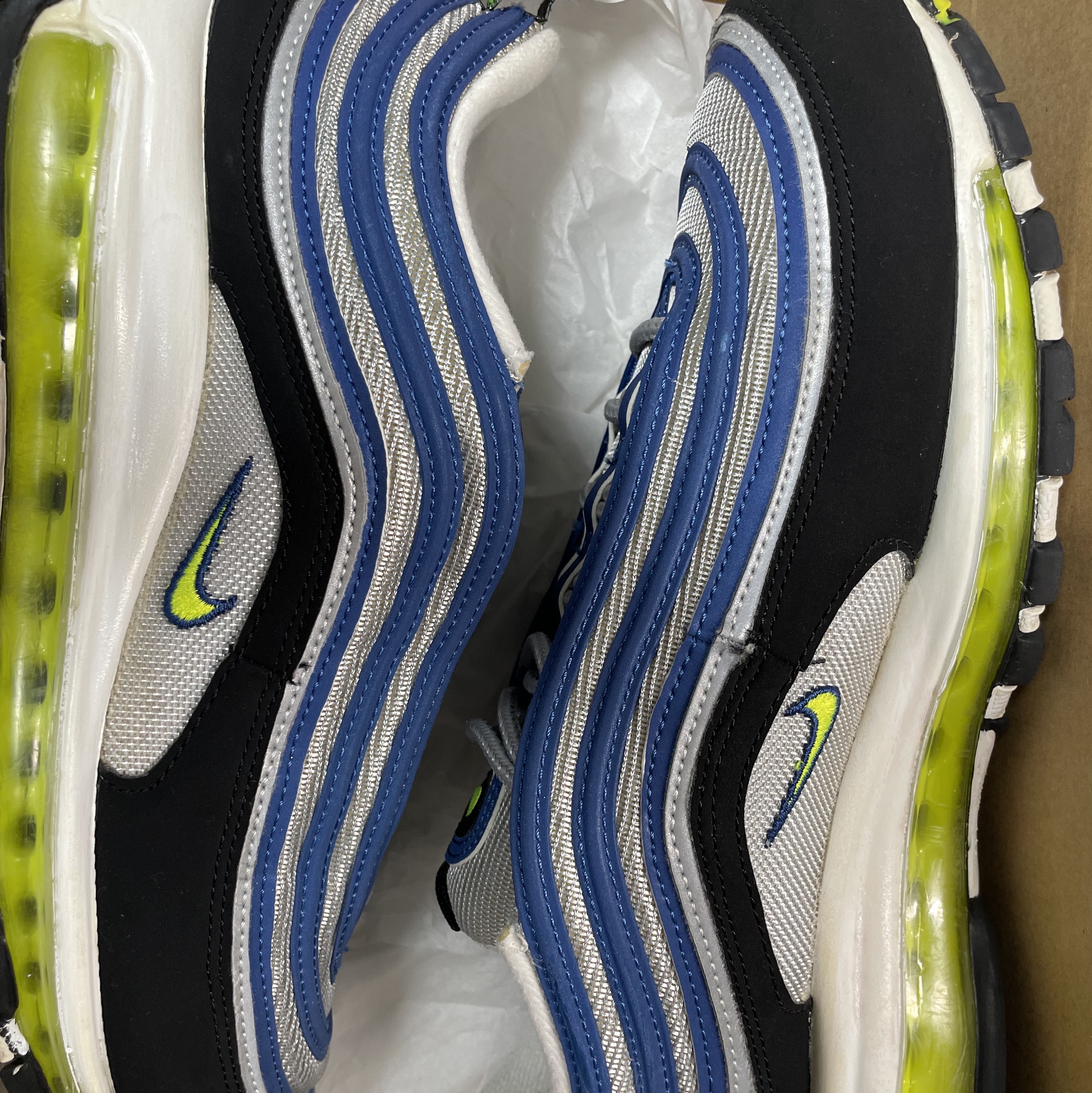 Nike Air Max 97 OG Atlantic Blue and Voltage Yellow 착용 스타일