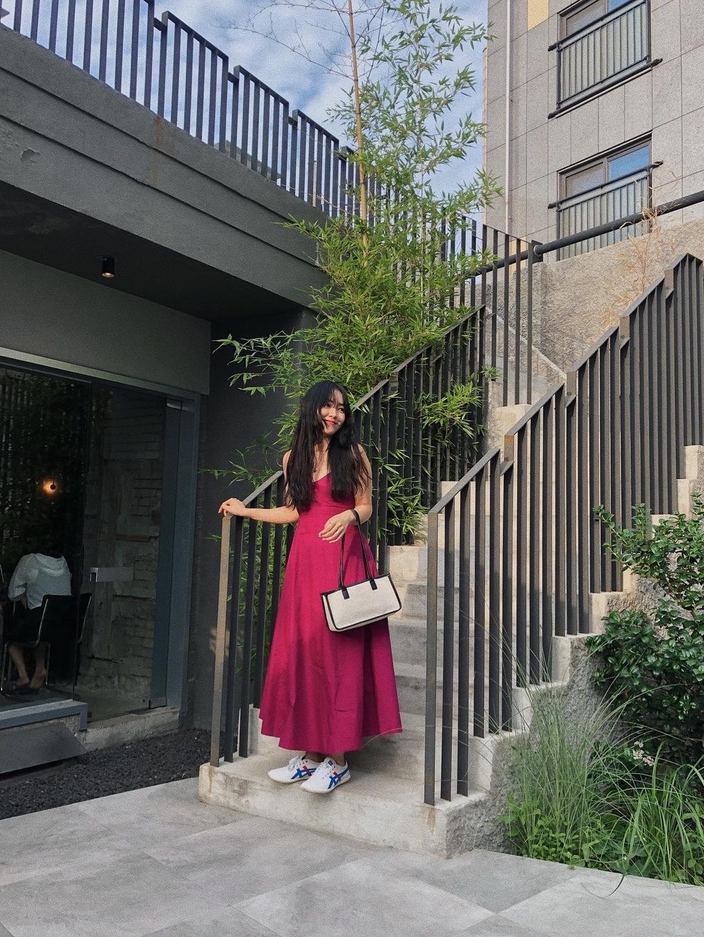 Green Butter Women Silky Cotton Sleeveless dress Navy, Green Butter Women Silky Cotton Sleeveless dress Sorbet Blue 착용 스타일 - 1
