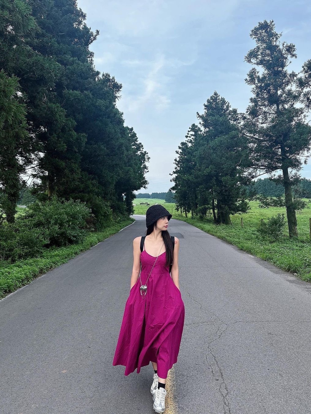 Green Butter Women Silky Cotton Sleeveless dress Plum 착용 스타일 - 1