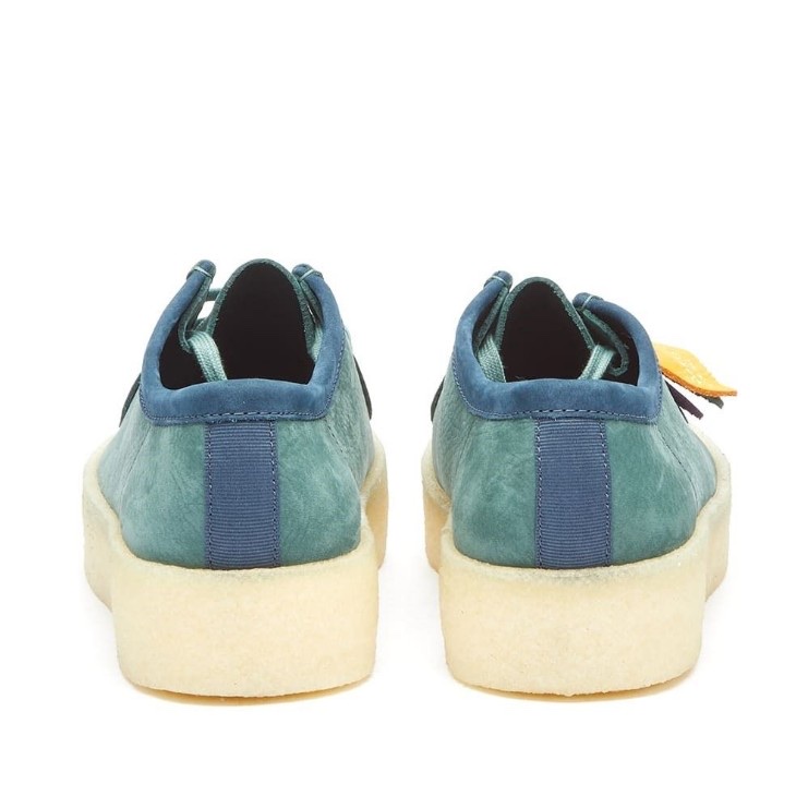 Clarks Wallabee Cup Low Teal Nubuck 착용 스타일 - 4