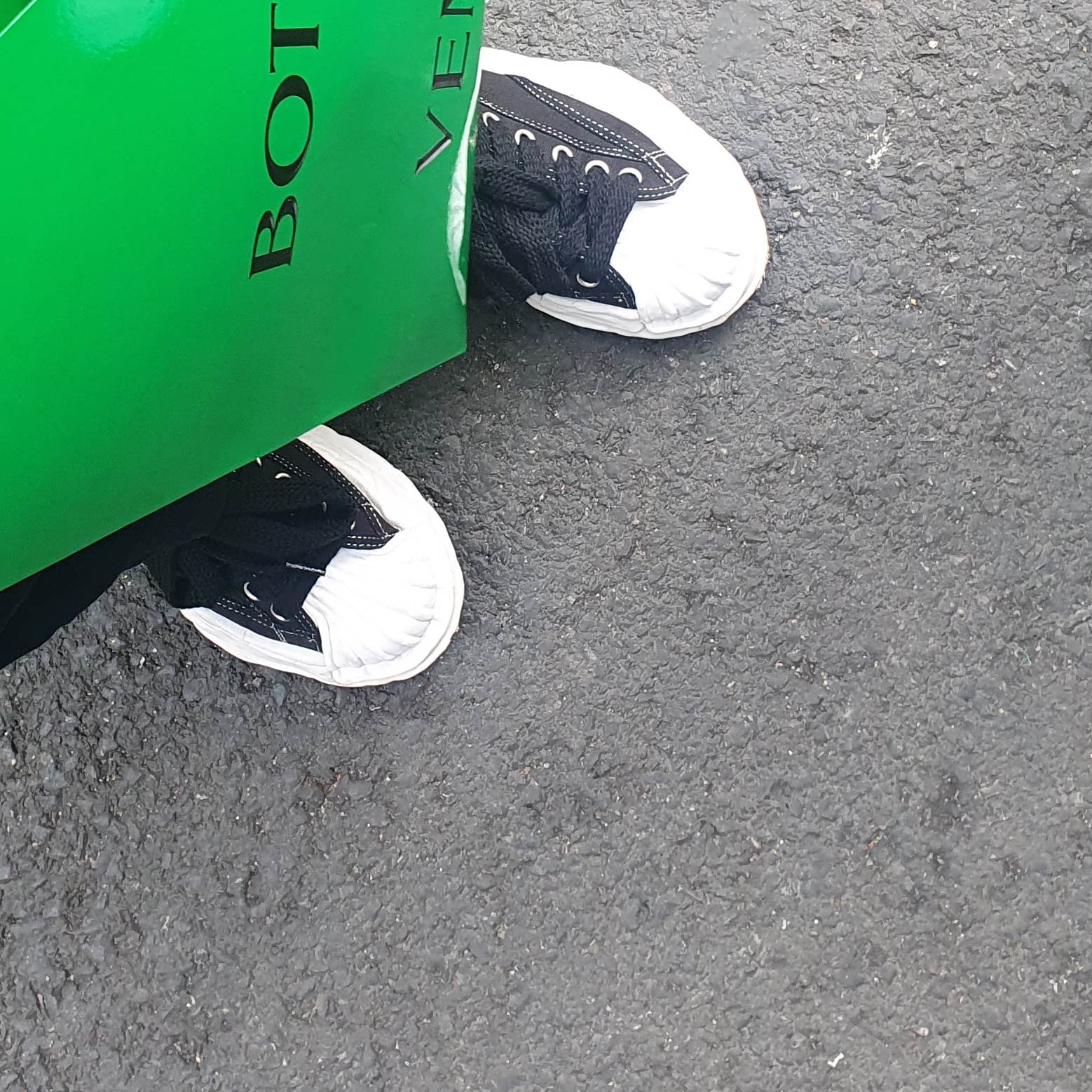 Maison Mihara Yasuhiro Blakey OG Sole Canvas Low-top Sneakers Black White 착용 스타일