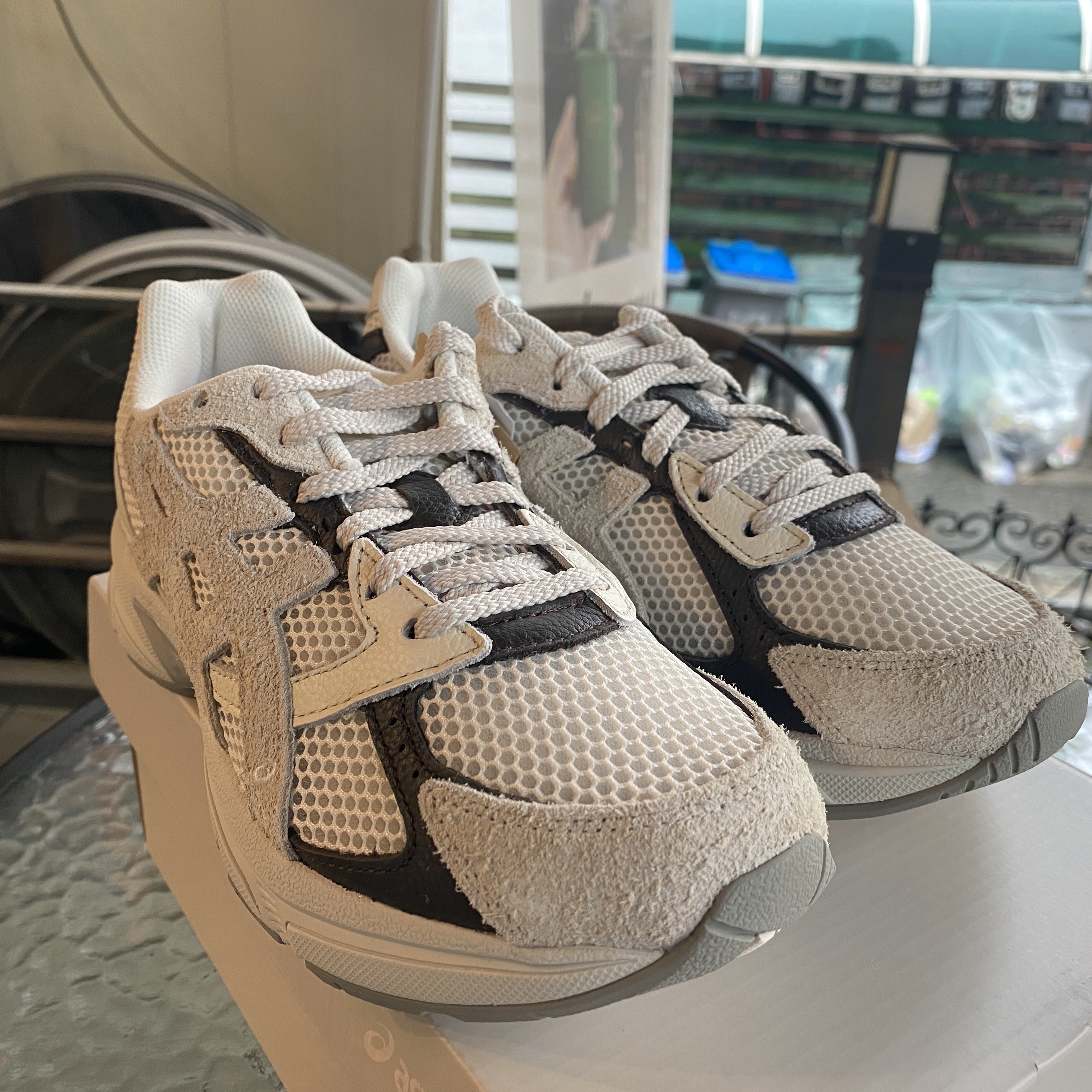 Asics x Hal Studios Gel-1130 MK-III Glacier 착용 스타일 - 3