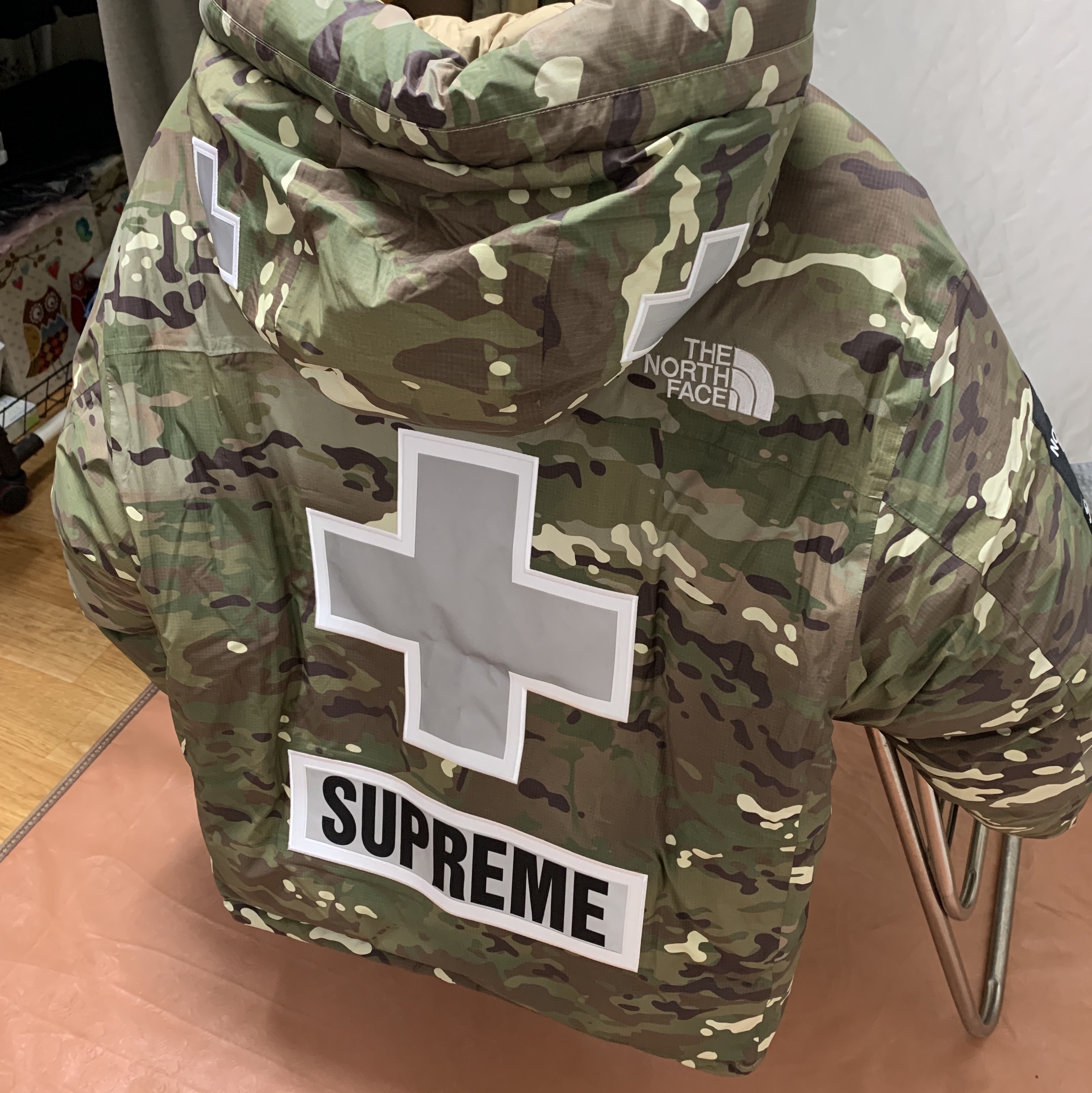 Supreme x The North Face Summit Series Rescue Baltoro Jacket Multi Camo - 22SS 착용 스타일 - 2
