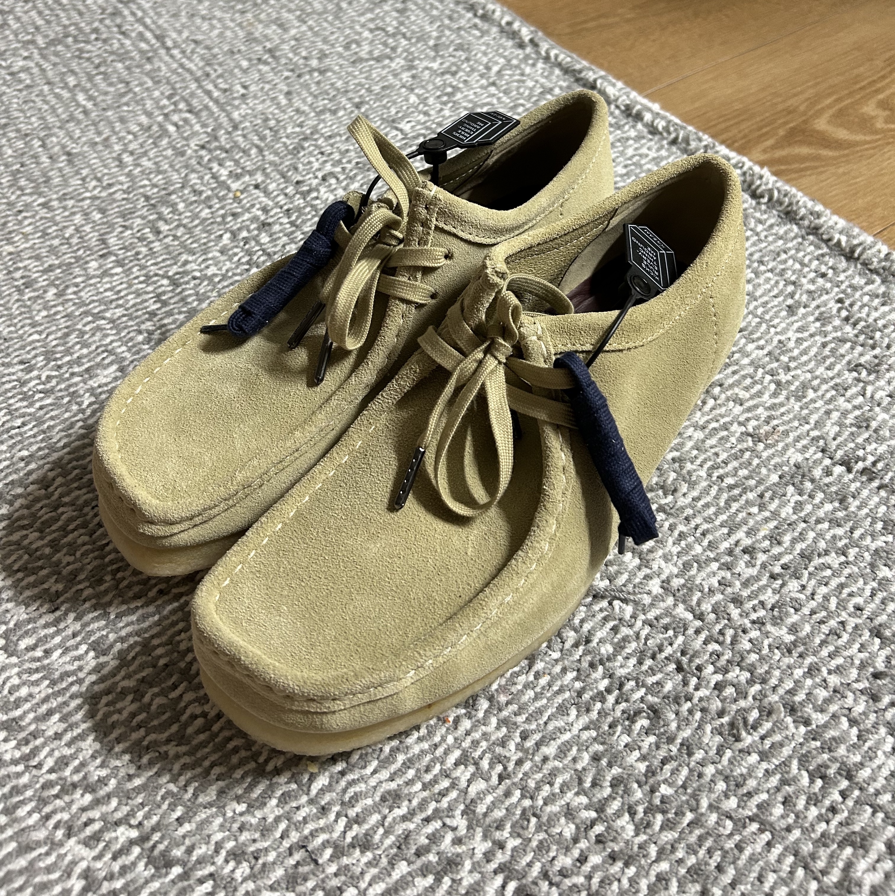 Clarks Wallabee Maple Suede 착용 스타일