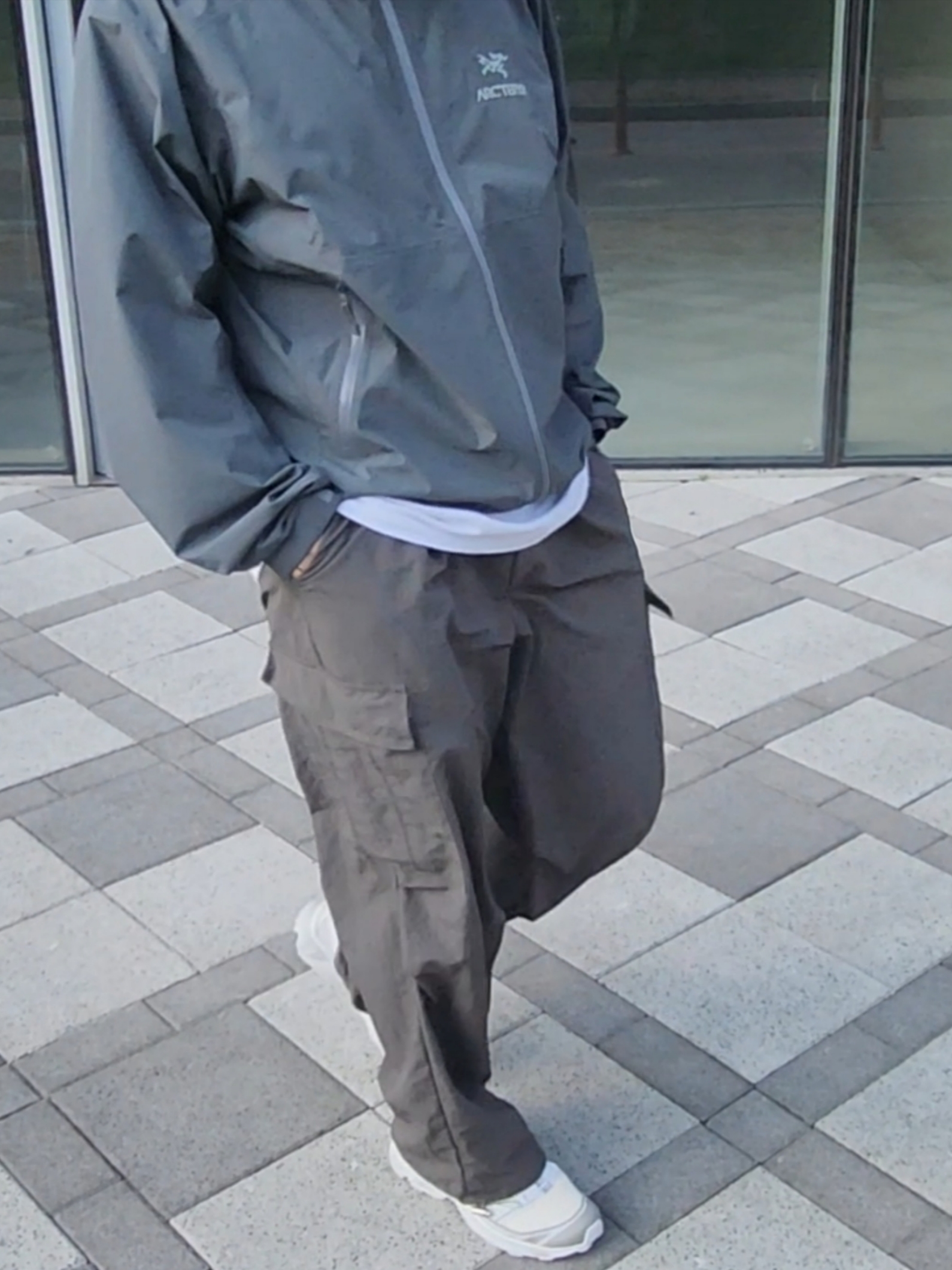 Arc'teryx Zeta SL Jacket Microchip 착용 스타일