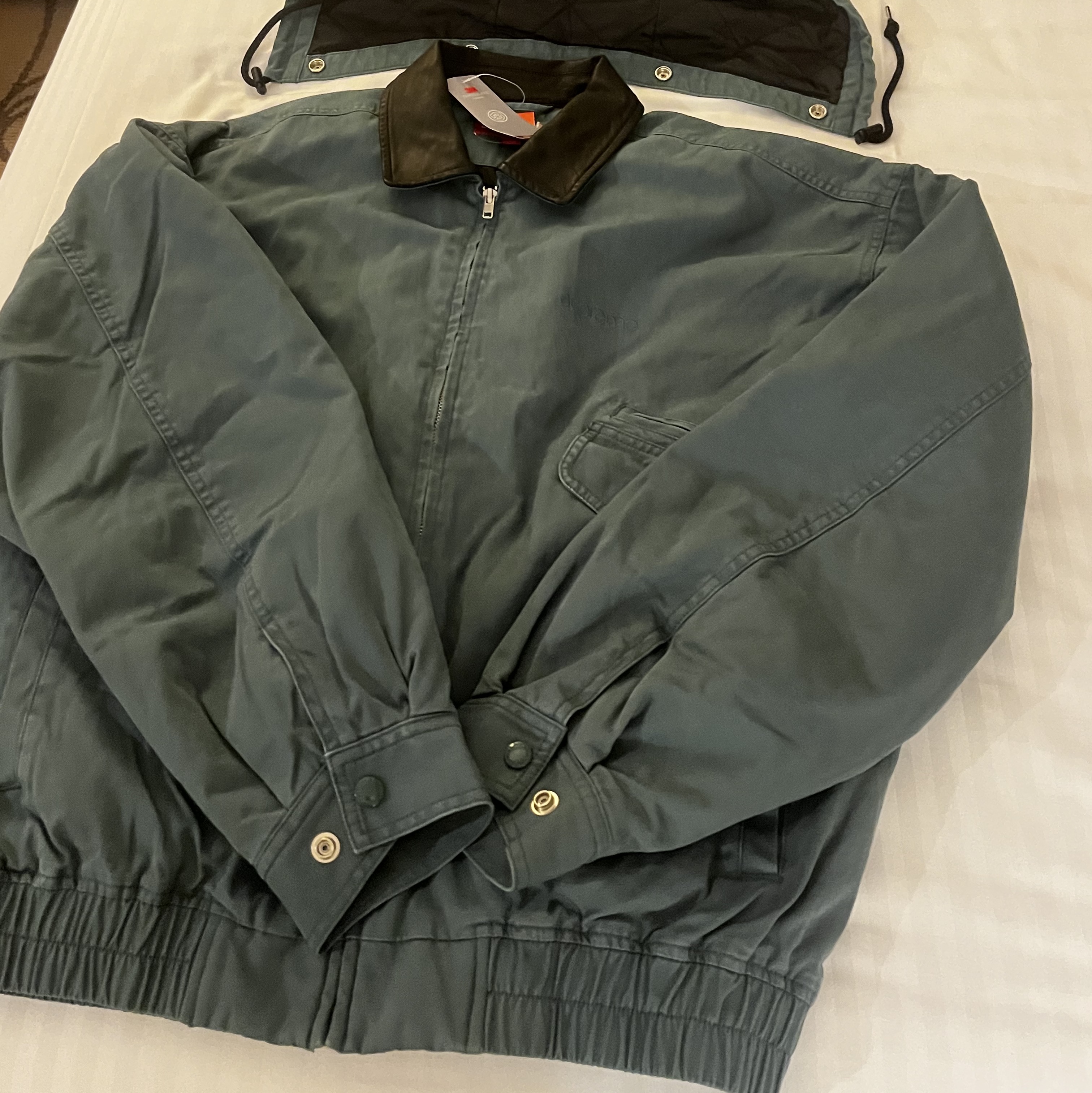 Supreme Leather Collar Utility Jacket Green - 23FW 착용 스타일 - 2
