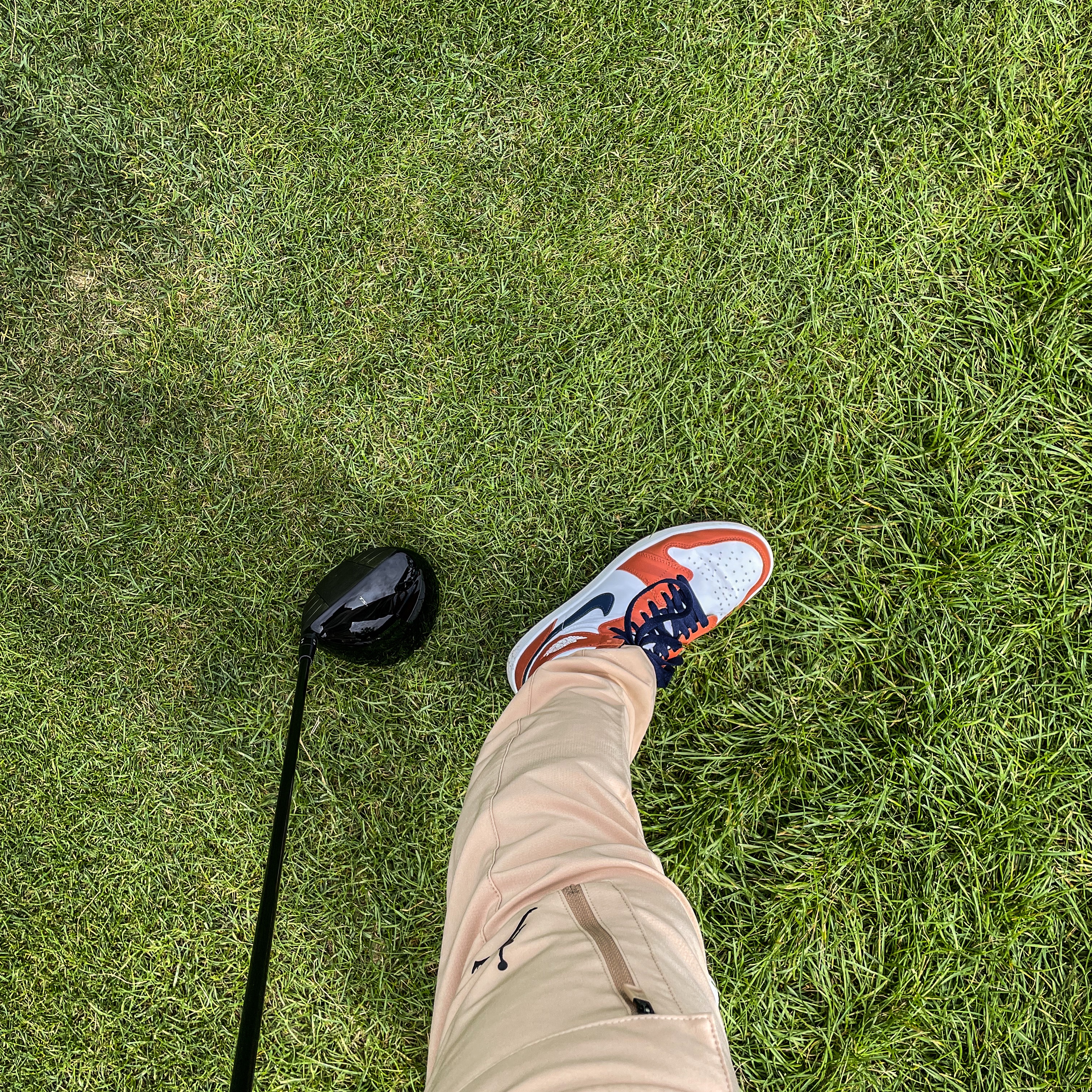 Jordan 1 x Eastside Golf High Golf Burnt Sunrise White 착용 스타일 - 2