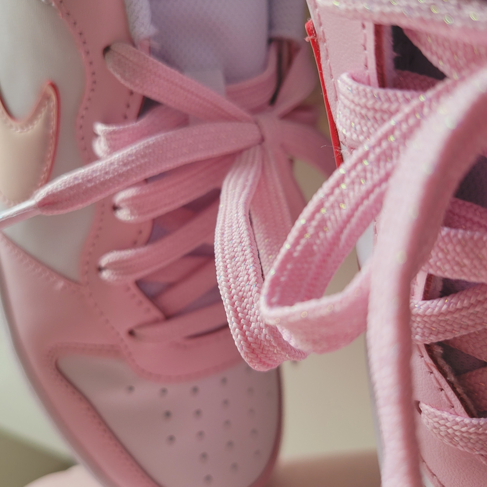 (GS) Nike Court Borough 2 SE White Pink Foam 착용 스타일 - 3