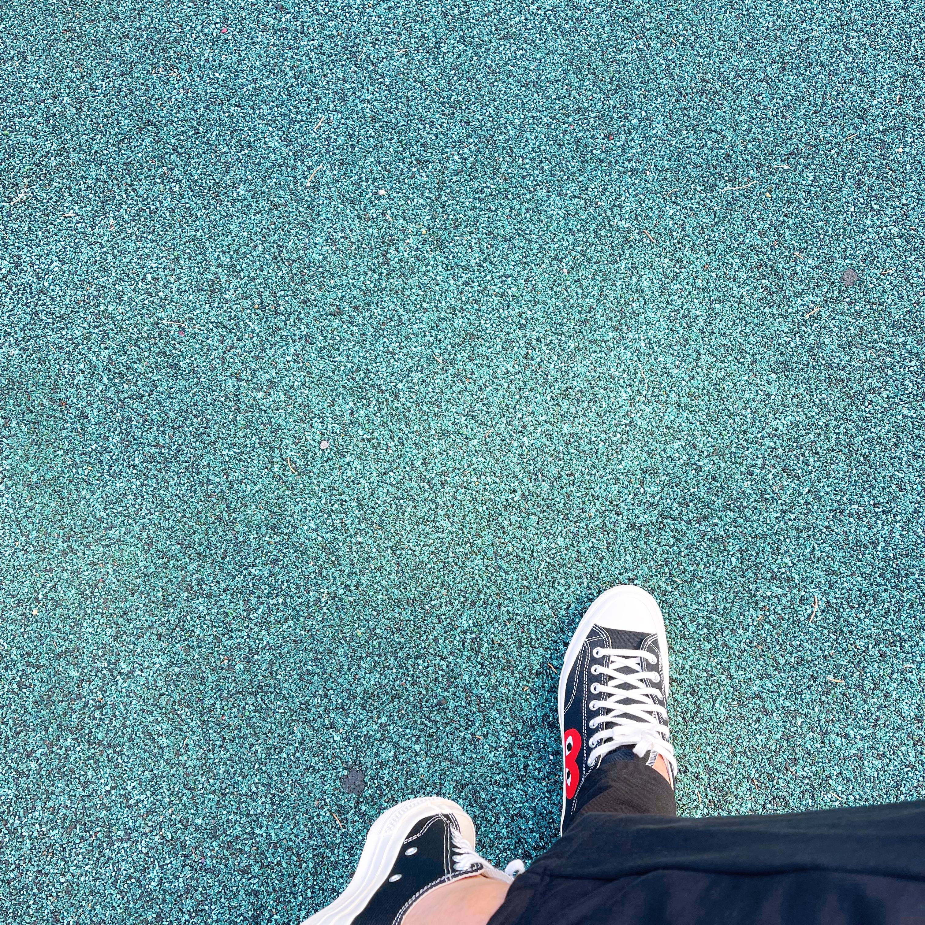 Converse x Play Comme des Garcons Chuck 70 Ox Black 착용 스타일