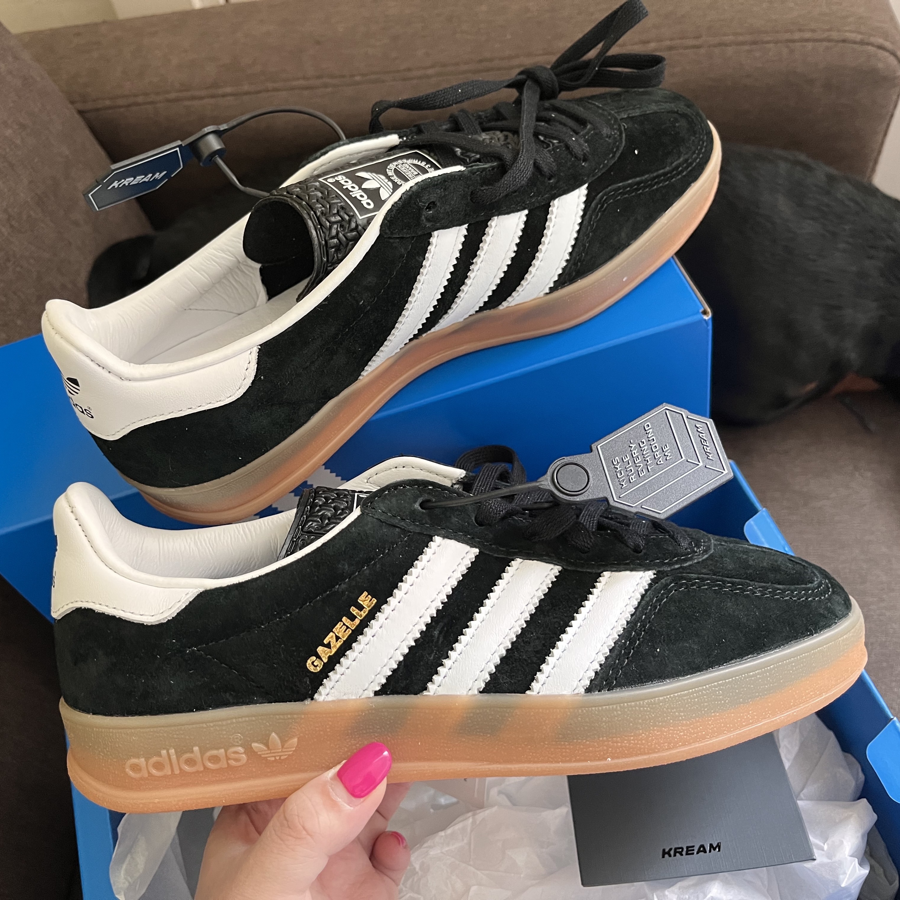 Adidas Gazelle Indoor Core Black 착용 스타일 - 1
