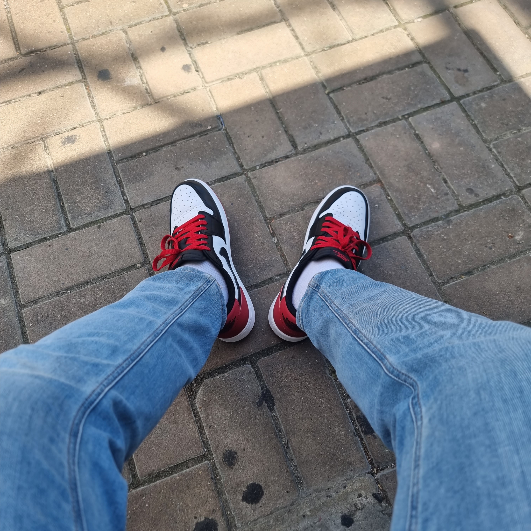 Jordan 1 Retro Low OG Black Toe 착용 스타일