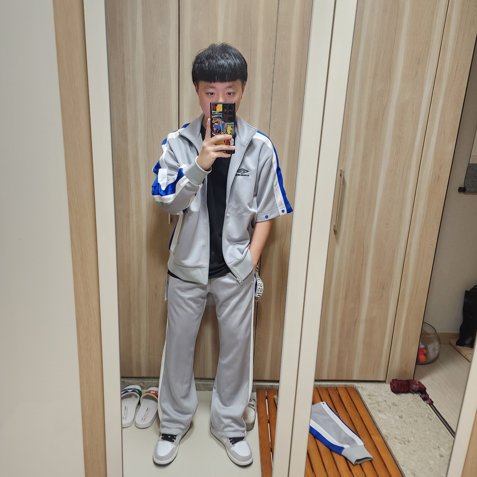 Supreme x Umbro Break-Away Track Pants Light Grey - 23SS 착용 스타일 - 1