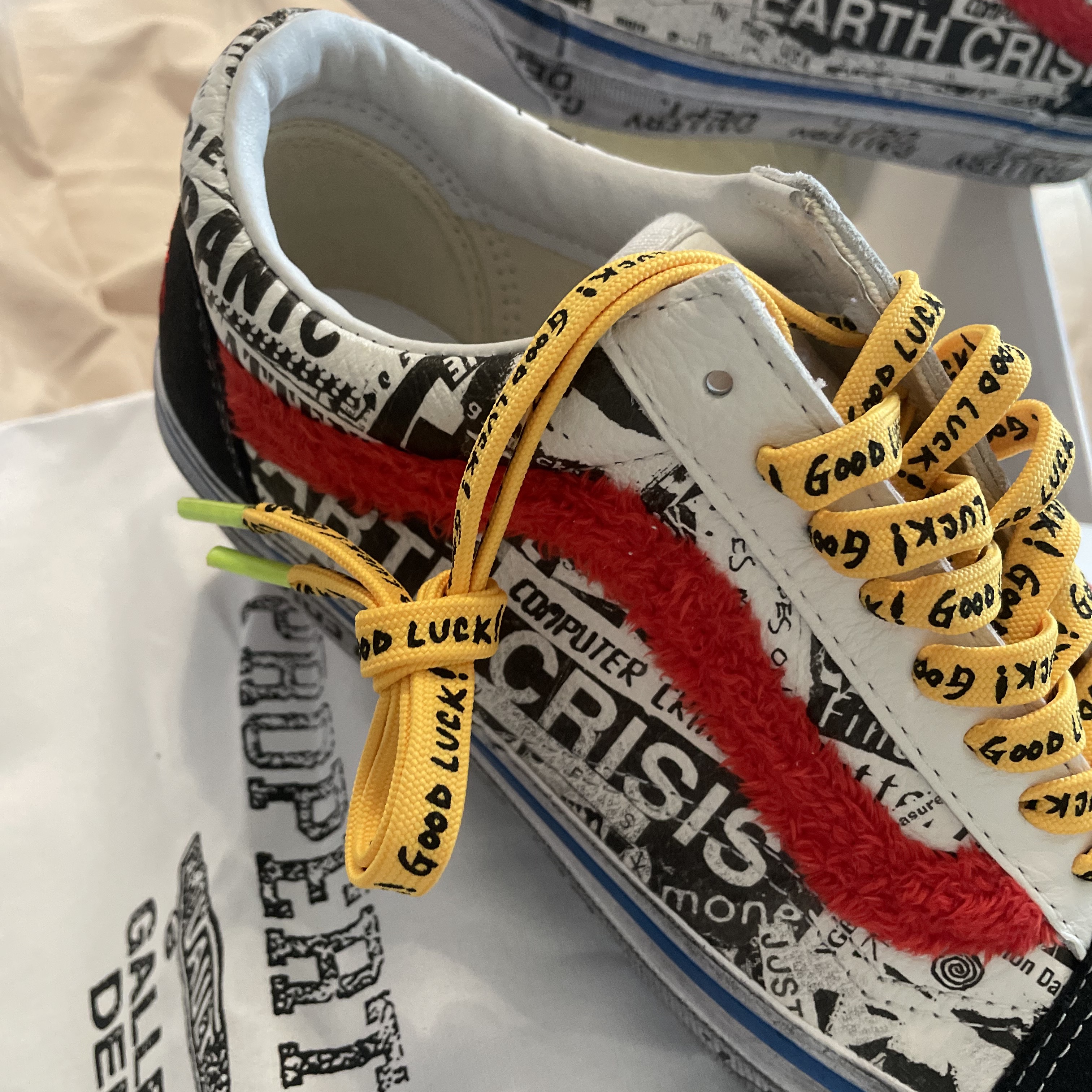 Vans Vault x Gallery Dept. OG Old Skool LX 착용 스타일 - 2