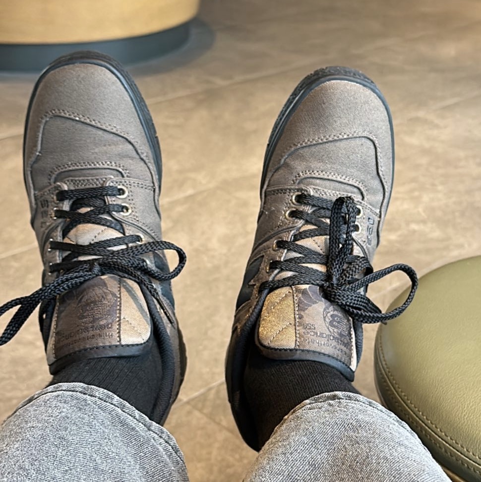 New Balance x Thisisneverthat 550 Brown Black 착용 스타일