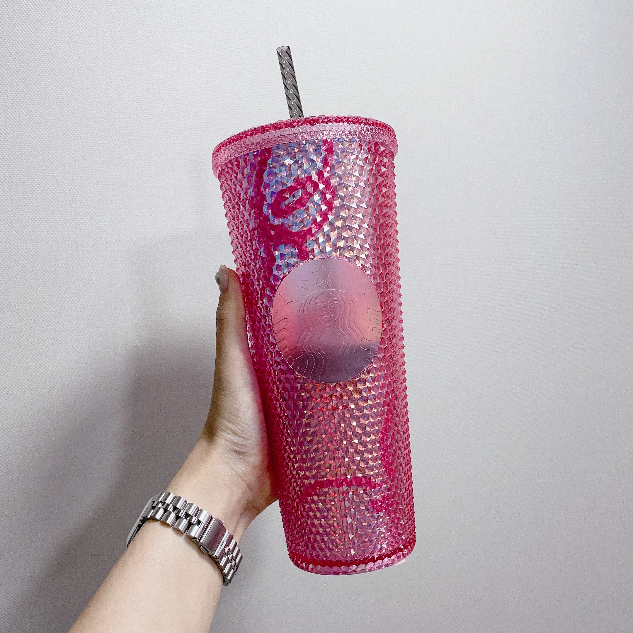 Starbucks x Blackpink Pink Stud Cold Cup 710ml 착용 스타일