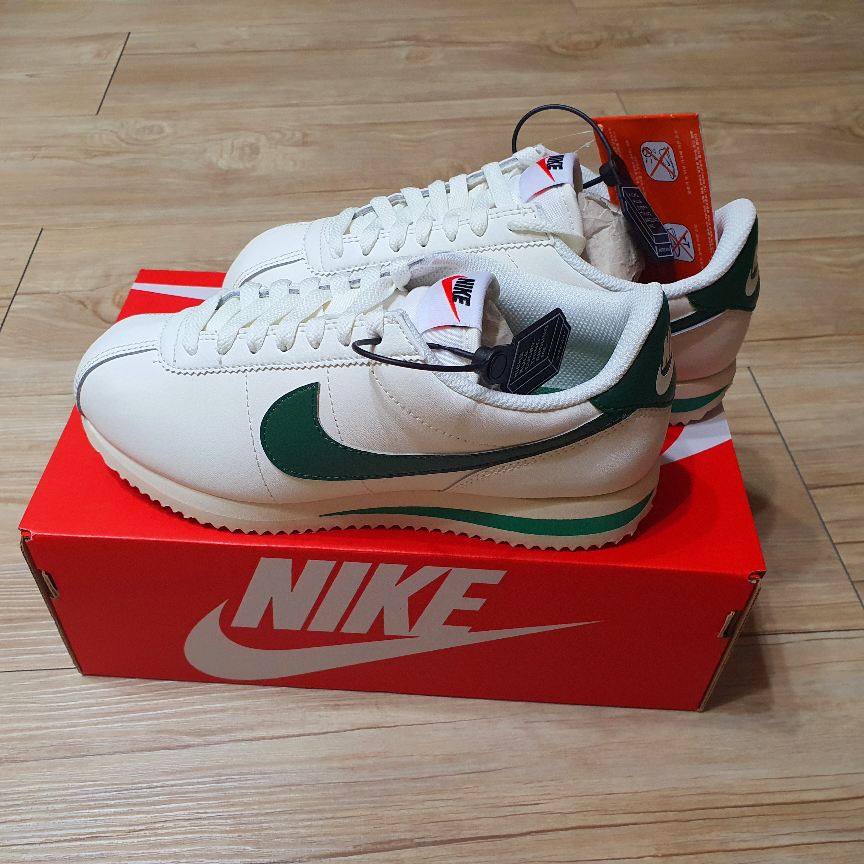 (W) Nike Cortez Gorge Green and Malachite 착용 스타일