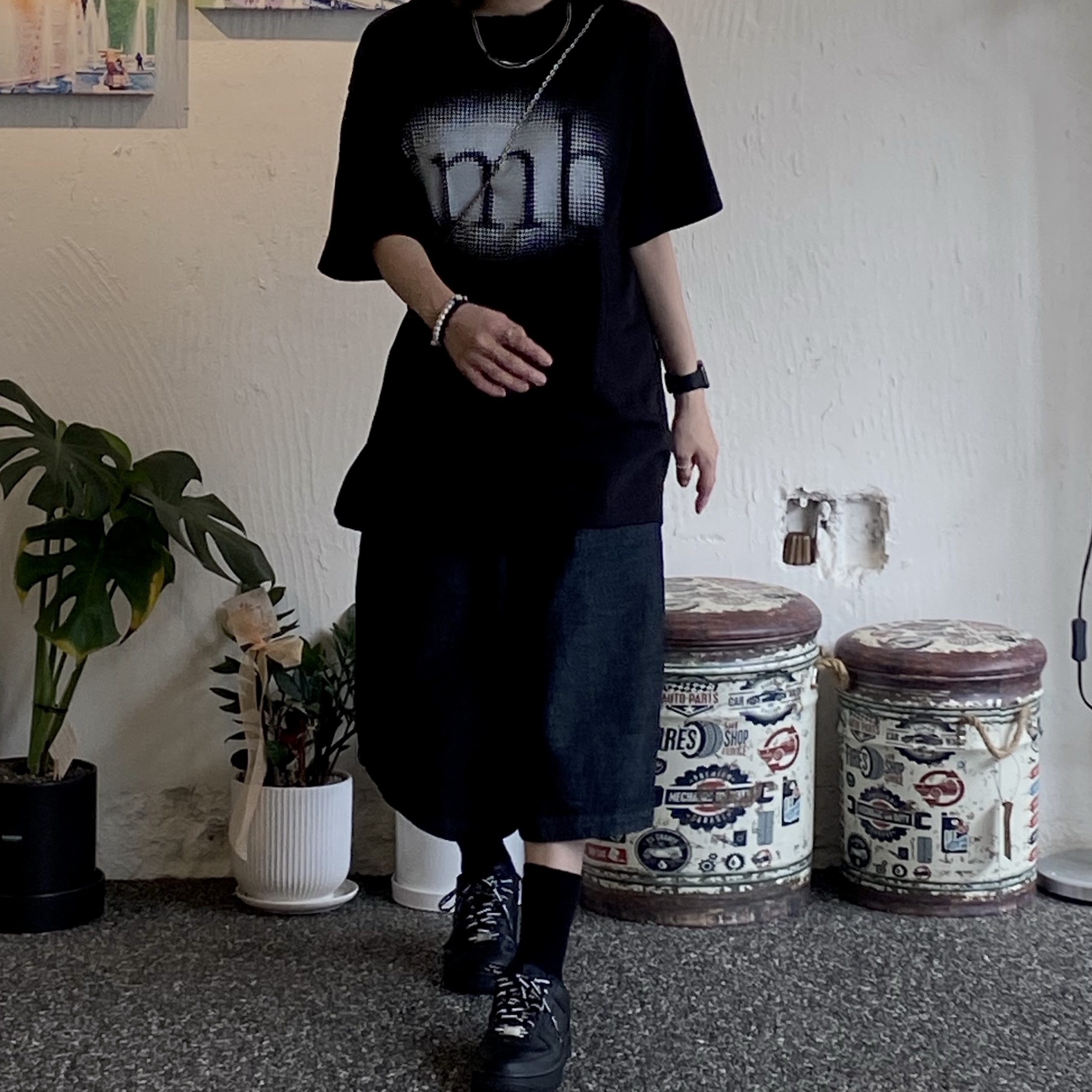 Nike x Supreme Air Force 1 Low Black 착용 스타일 - 1