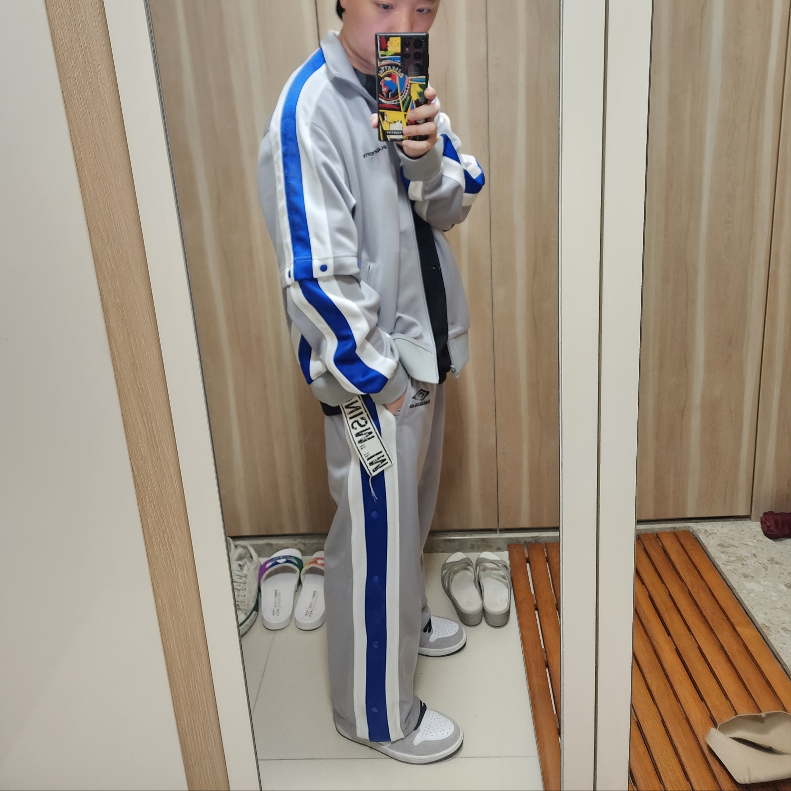 Supreme x Umbro Break-Away Track Pants Light Grey - 23SS 착용 스타일 - 5