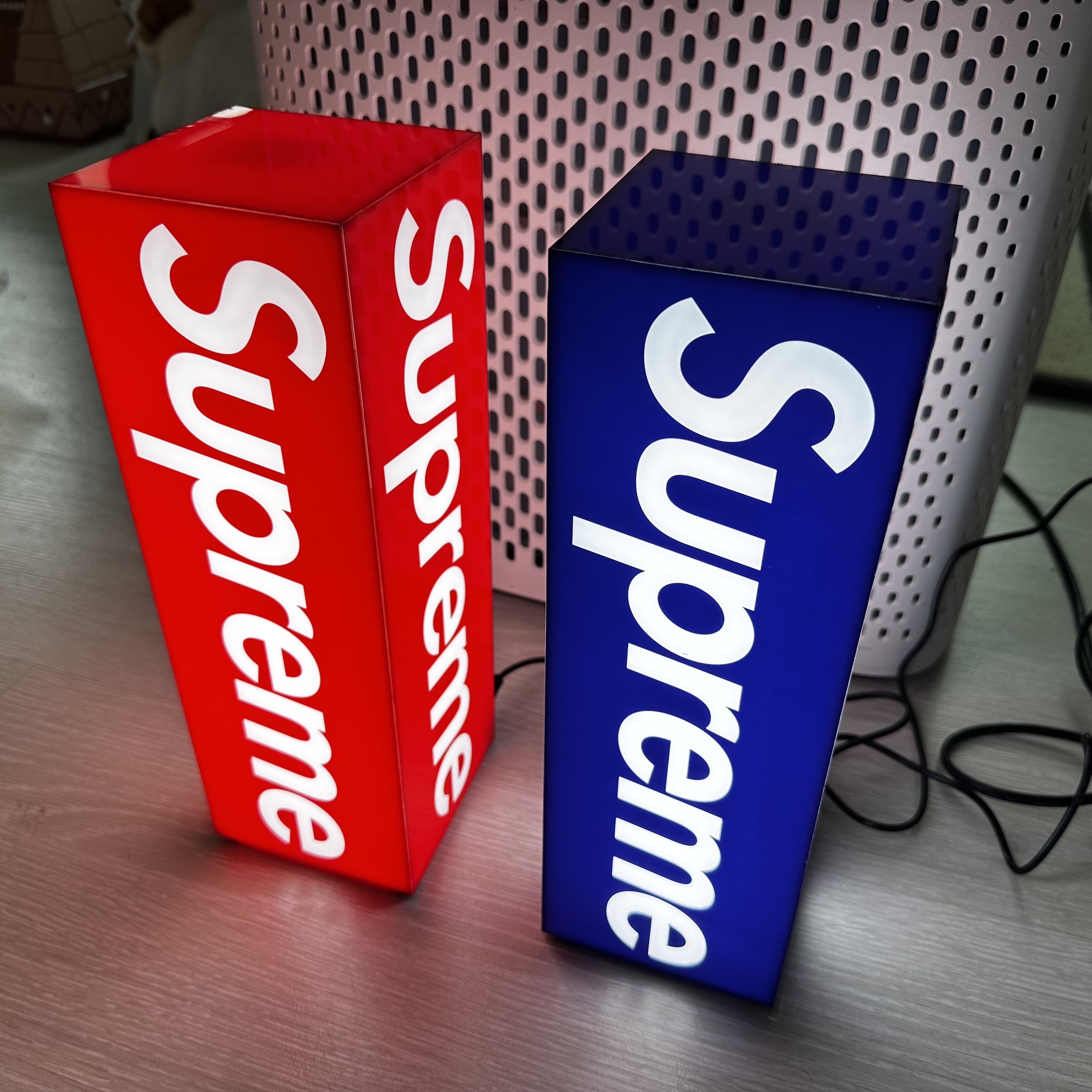 Supreme Box Logo Lamp ボックス ロゴ ランプ レッド 赤 Supreme Box
